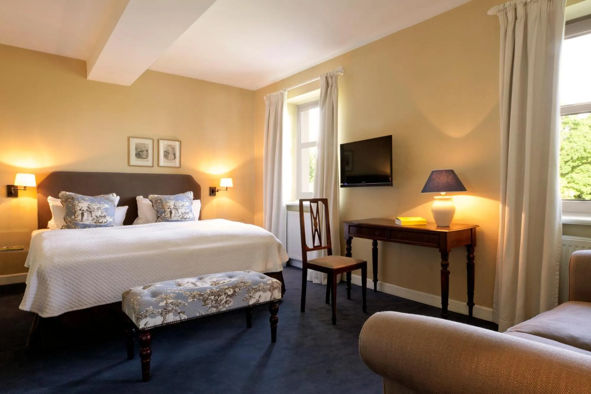 Bed in Relais & Châteaux Gutshaus Stolpe