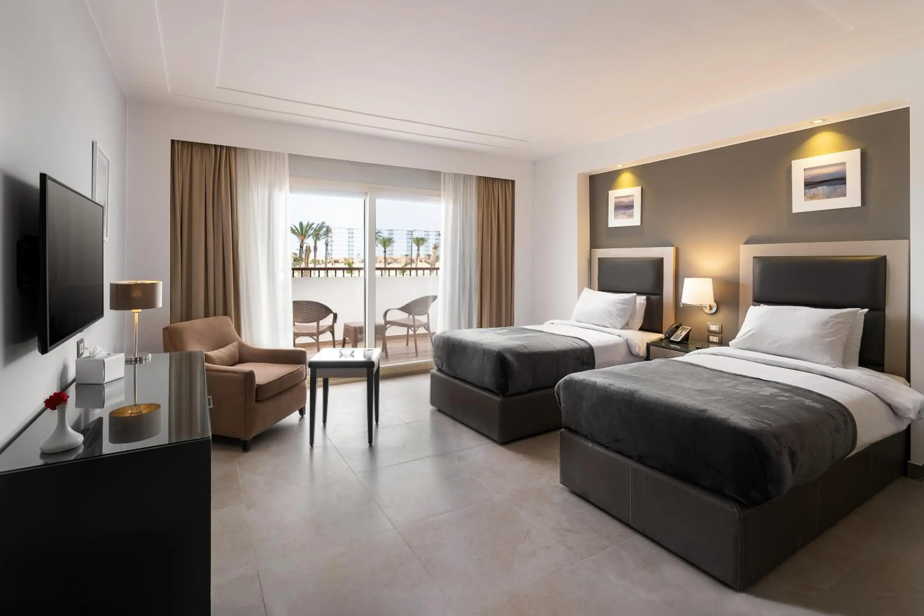 Deluxe Twin Bed in Rhactus Hotel, New Alamein Deluxe Twin Bed in Rhactus Hotel, New Alamein