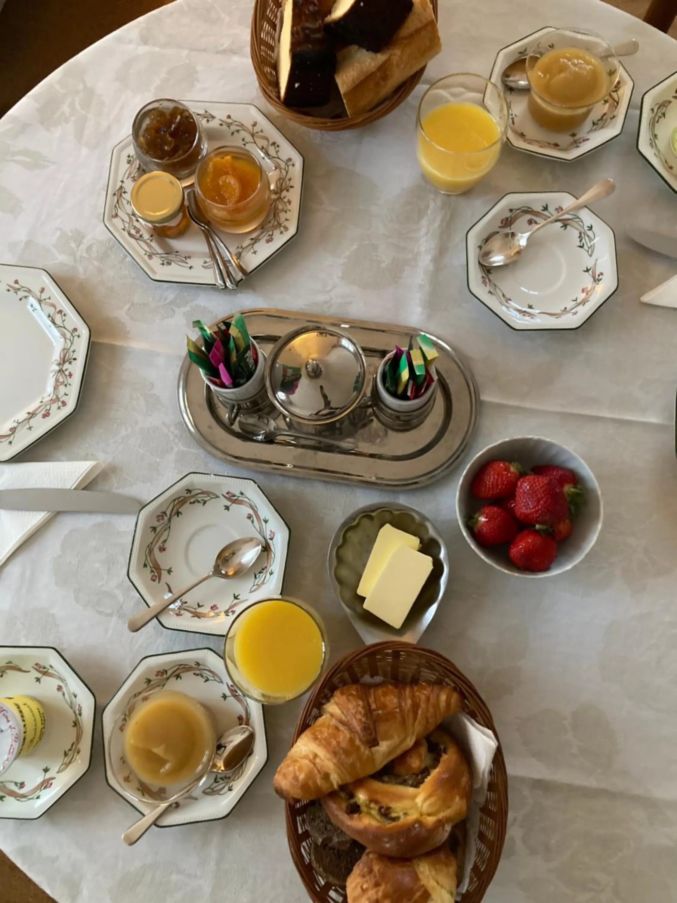 Breakfast in Le Grand Paris