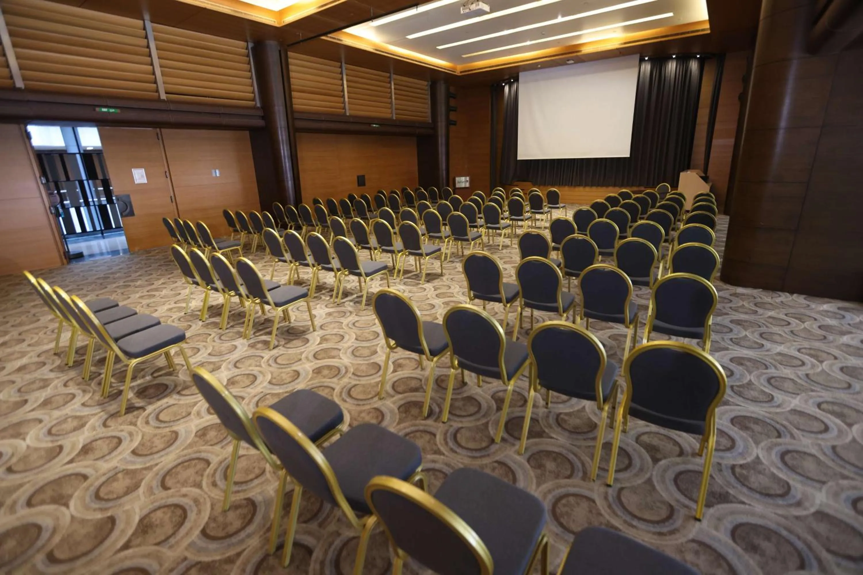Banquet/Function facilities in Radisson Blu Hotel, Beirut Verdun