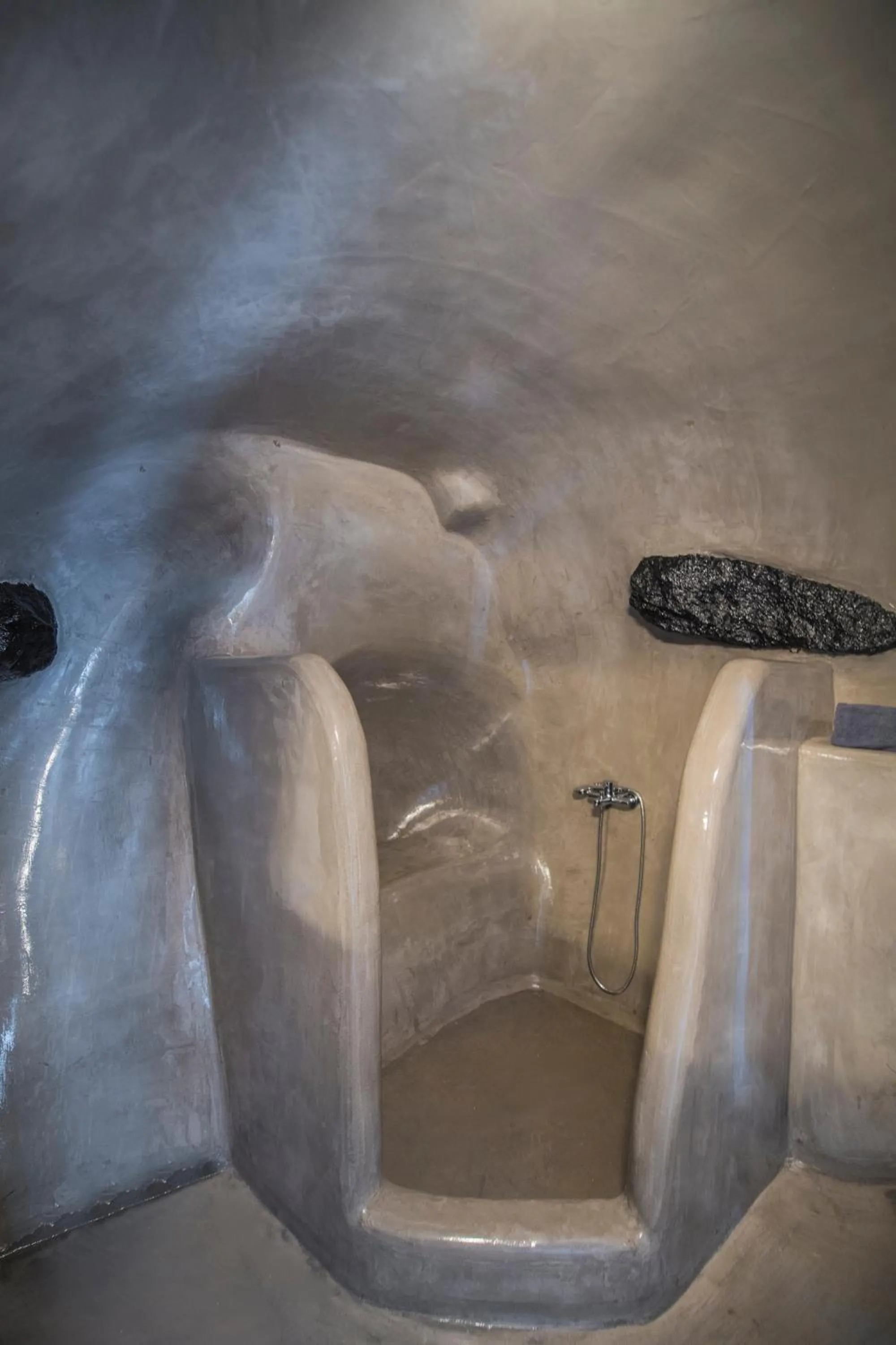 AQUA SERENITY LUXURY SUITES SANTORINI