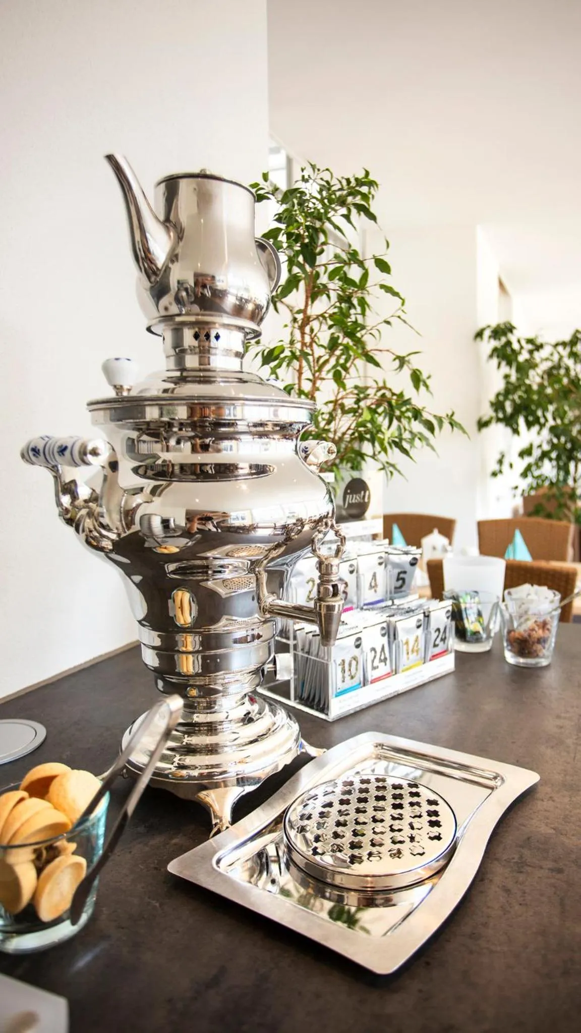 Coffee/tea facilities in Hotel Amerika