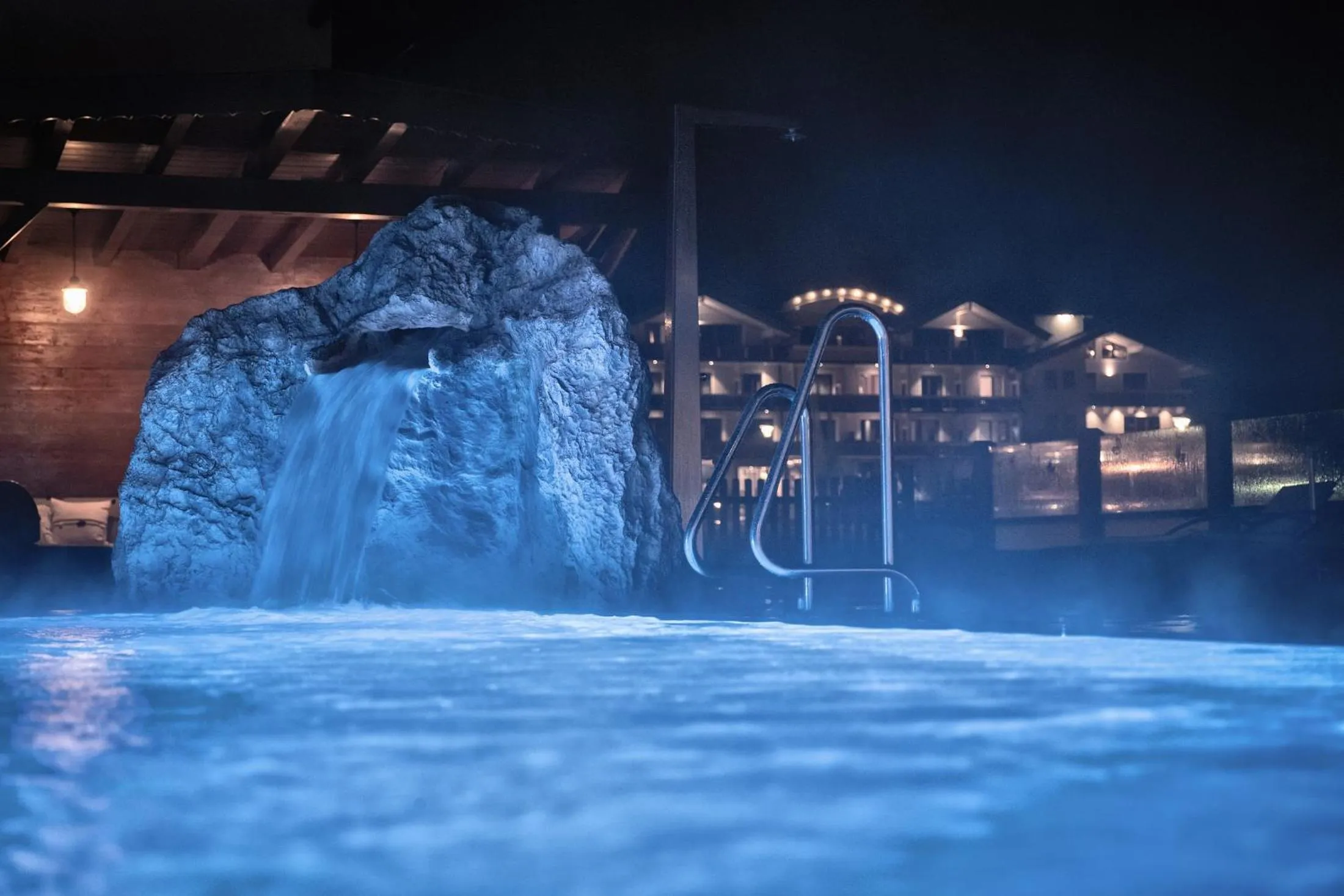 Swimming pool in Hotel Post am See