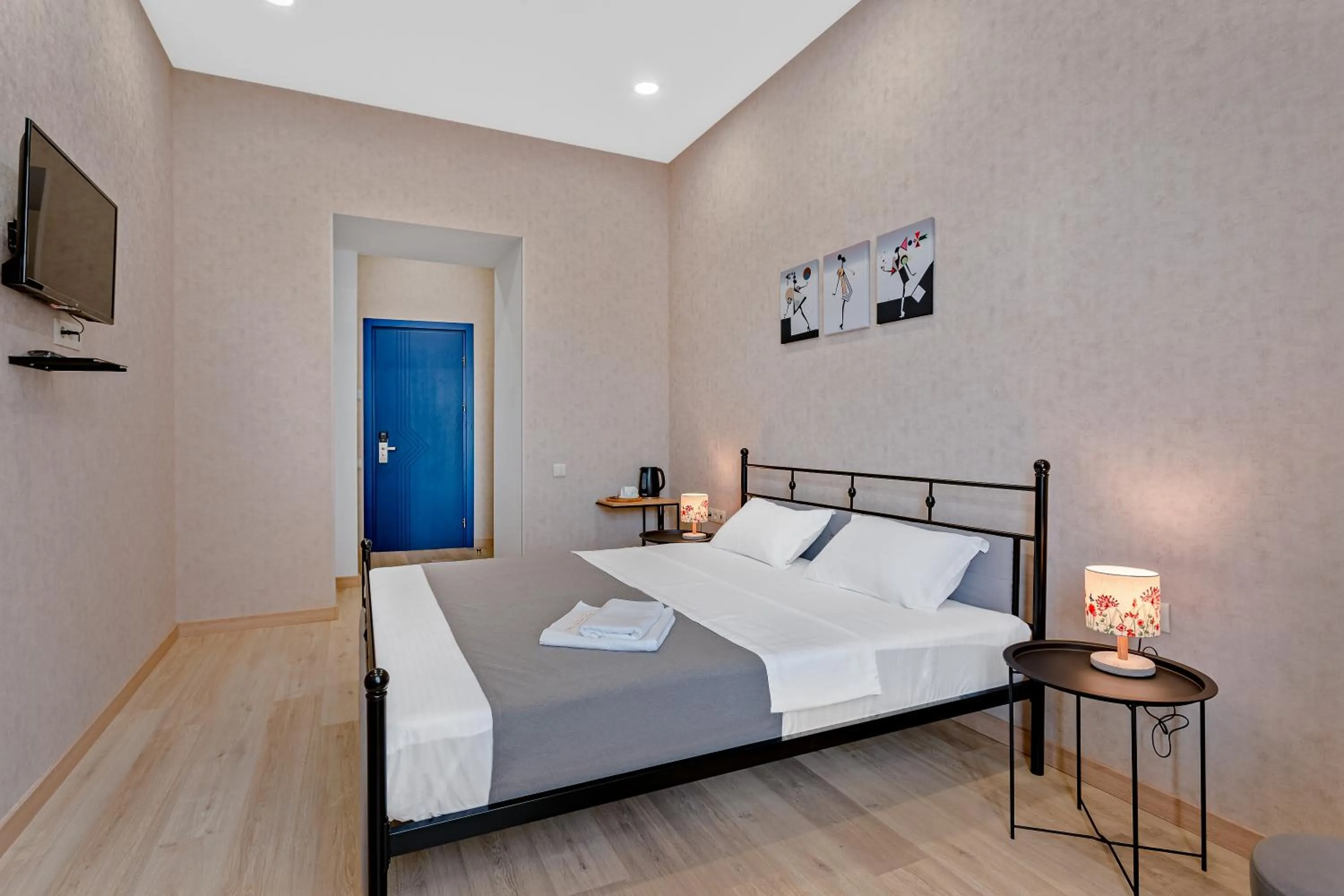 Bedroom, Bed in Monument1880