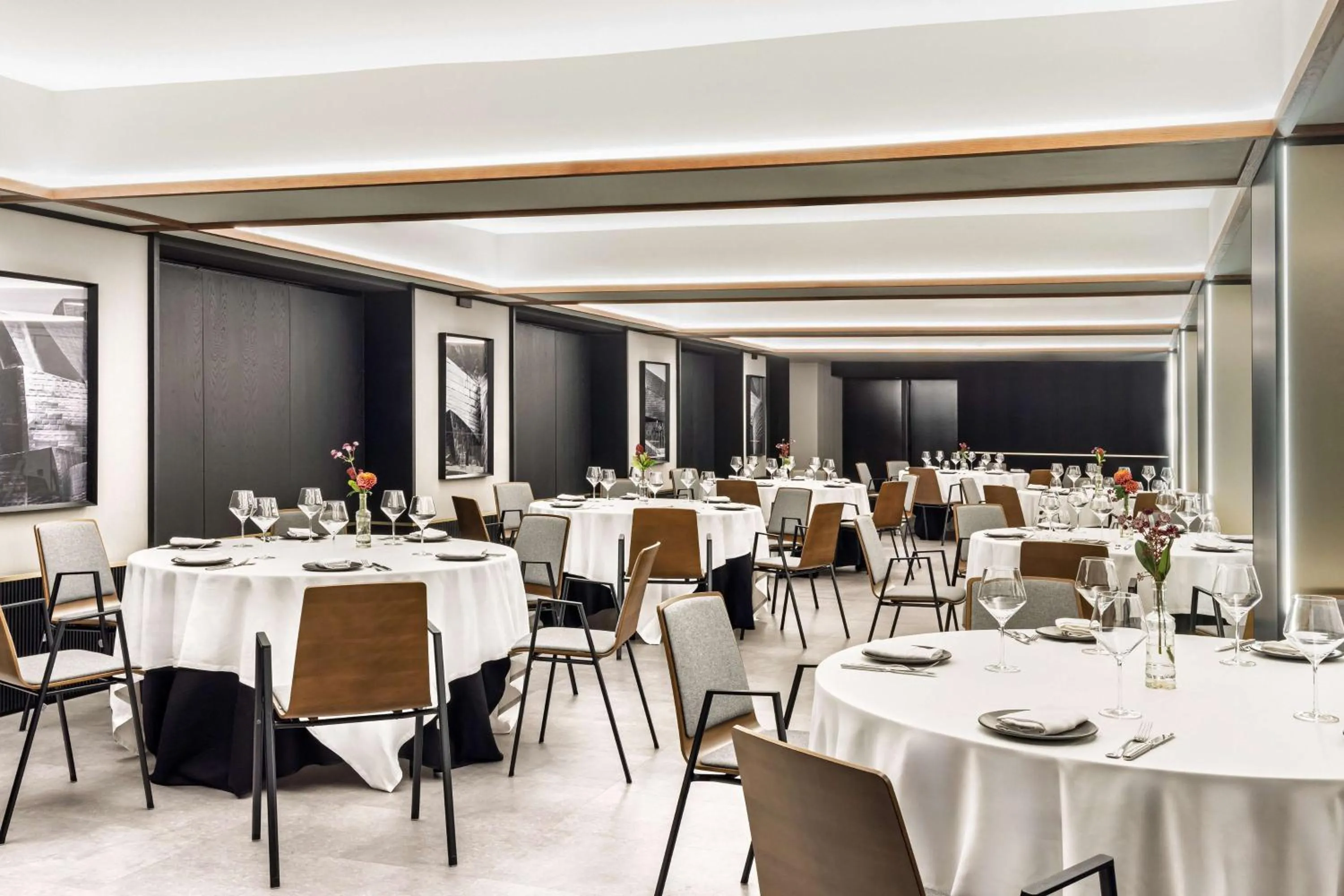 Meeting/conference room in Radisson Collection Bilbao