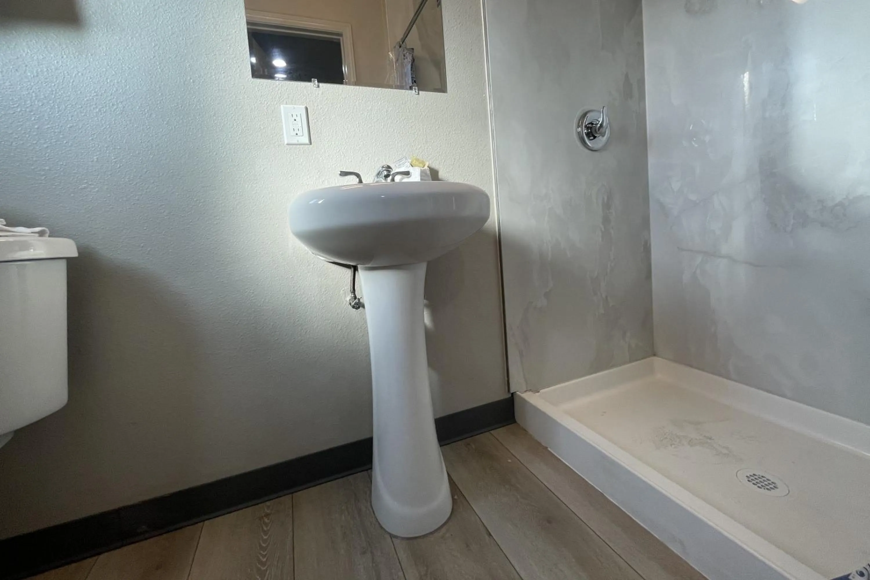 Bathroom in Big 7 Motel Chula Vista I-5