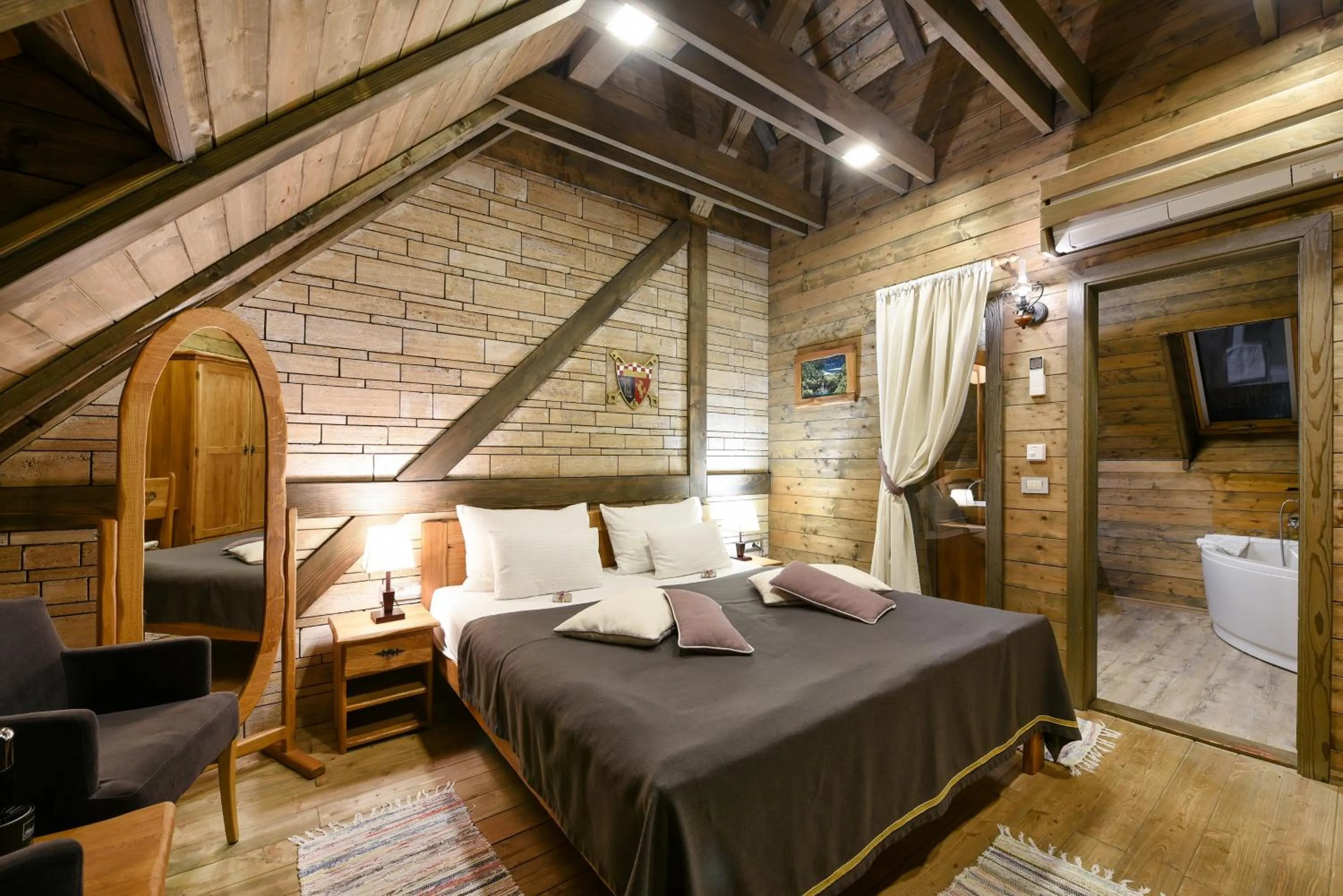 Bedroom, Bed in Lakeside Hotel Plitvice