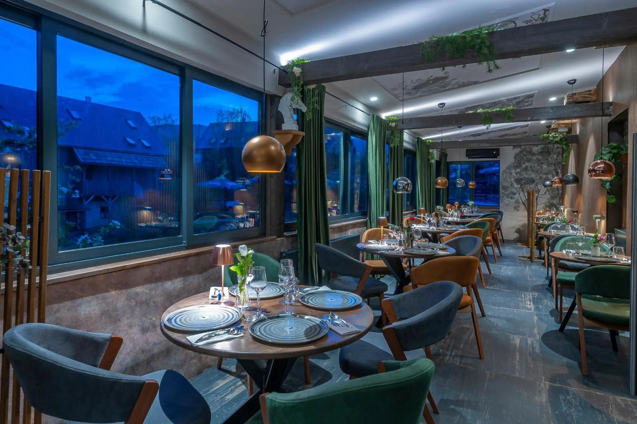 Restaurant/places to eat in Lakeside Hotel Plitvice