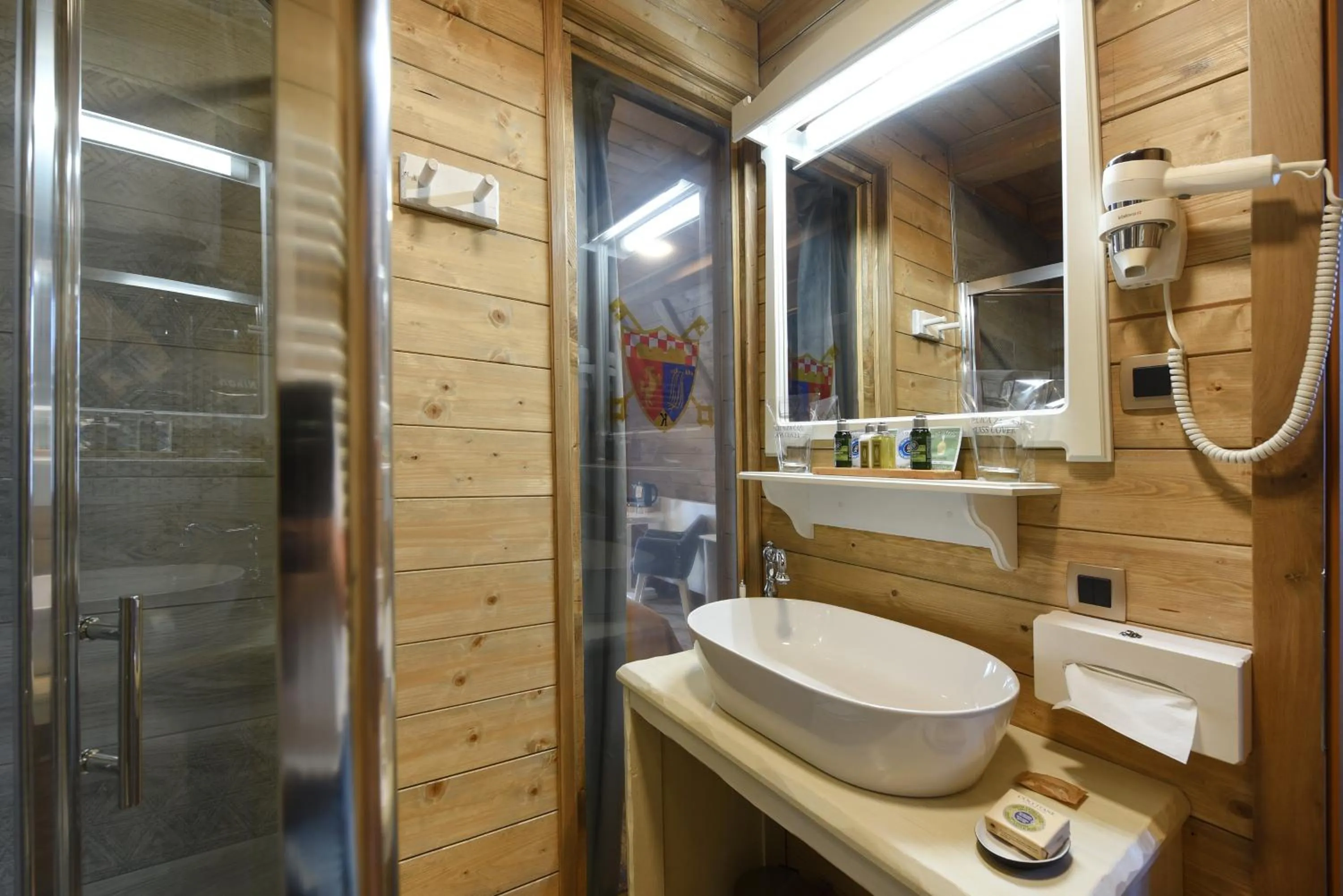 Bathroom in Lakeside Hotel Plitvice