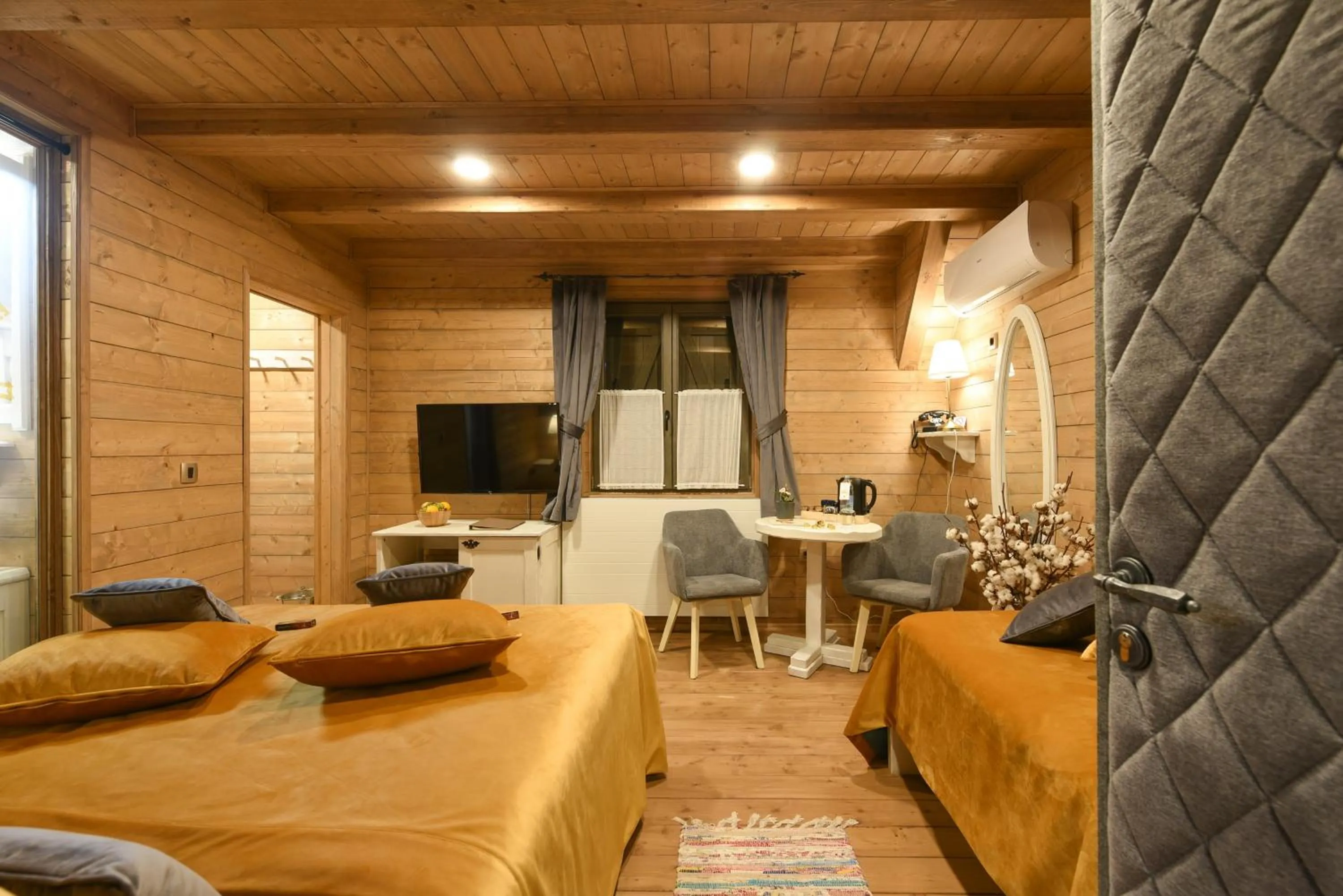 Seating area in Lakeside Hotel Plitvice