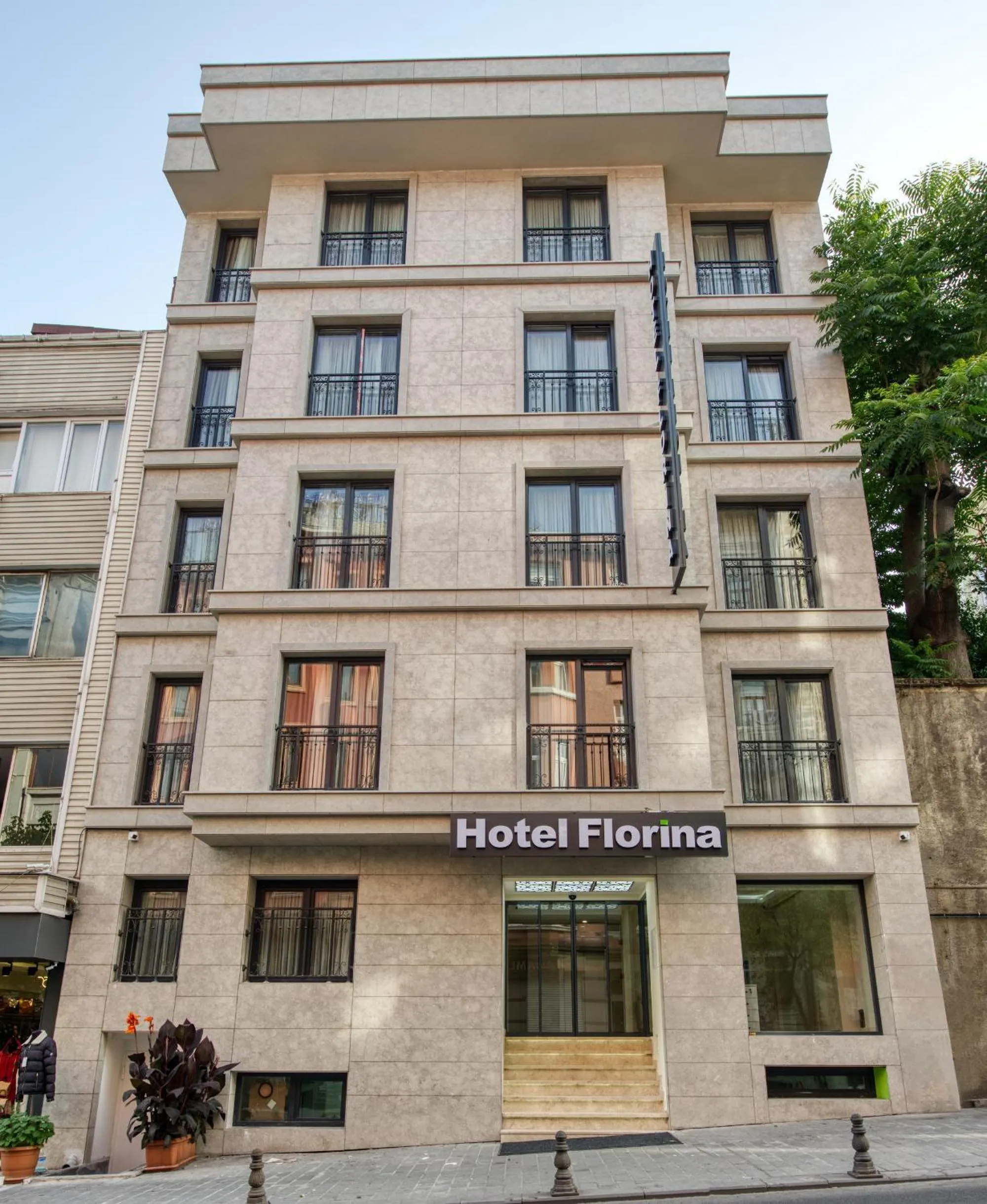 Property building in Florina Hotel