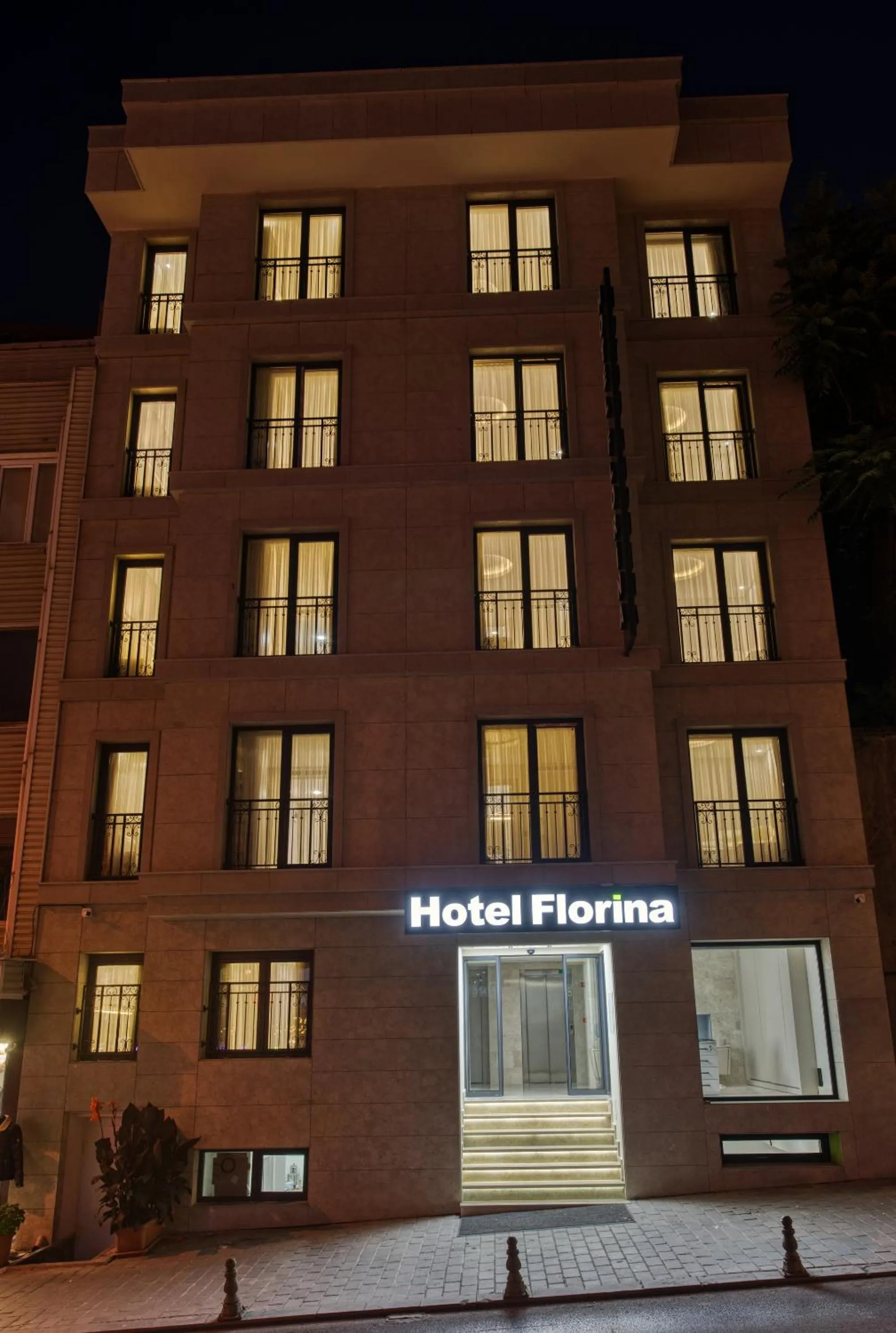 Property building in Florina Hotel