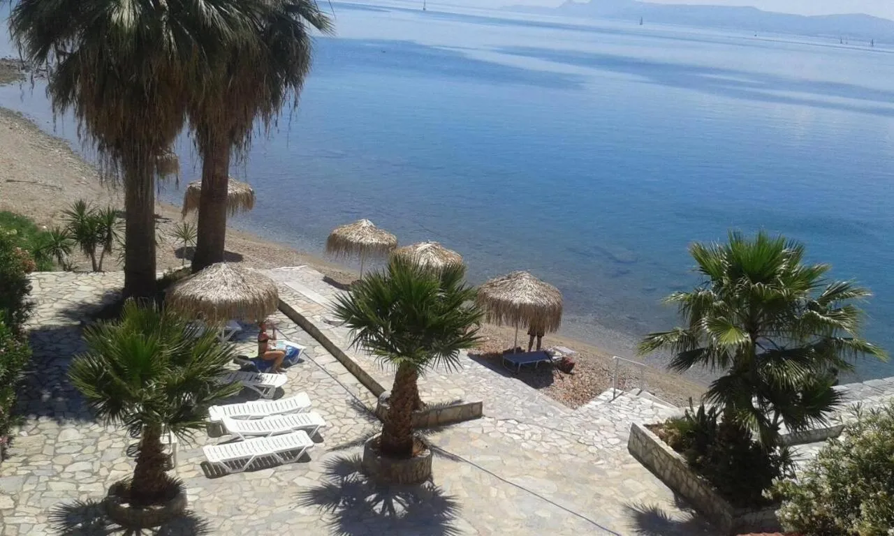 Beach in Hotel Lefkadi