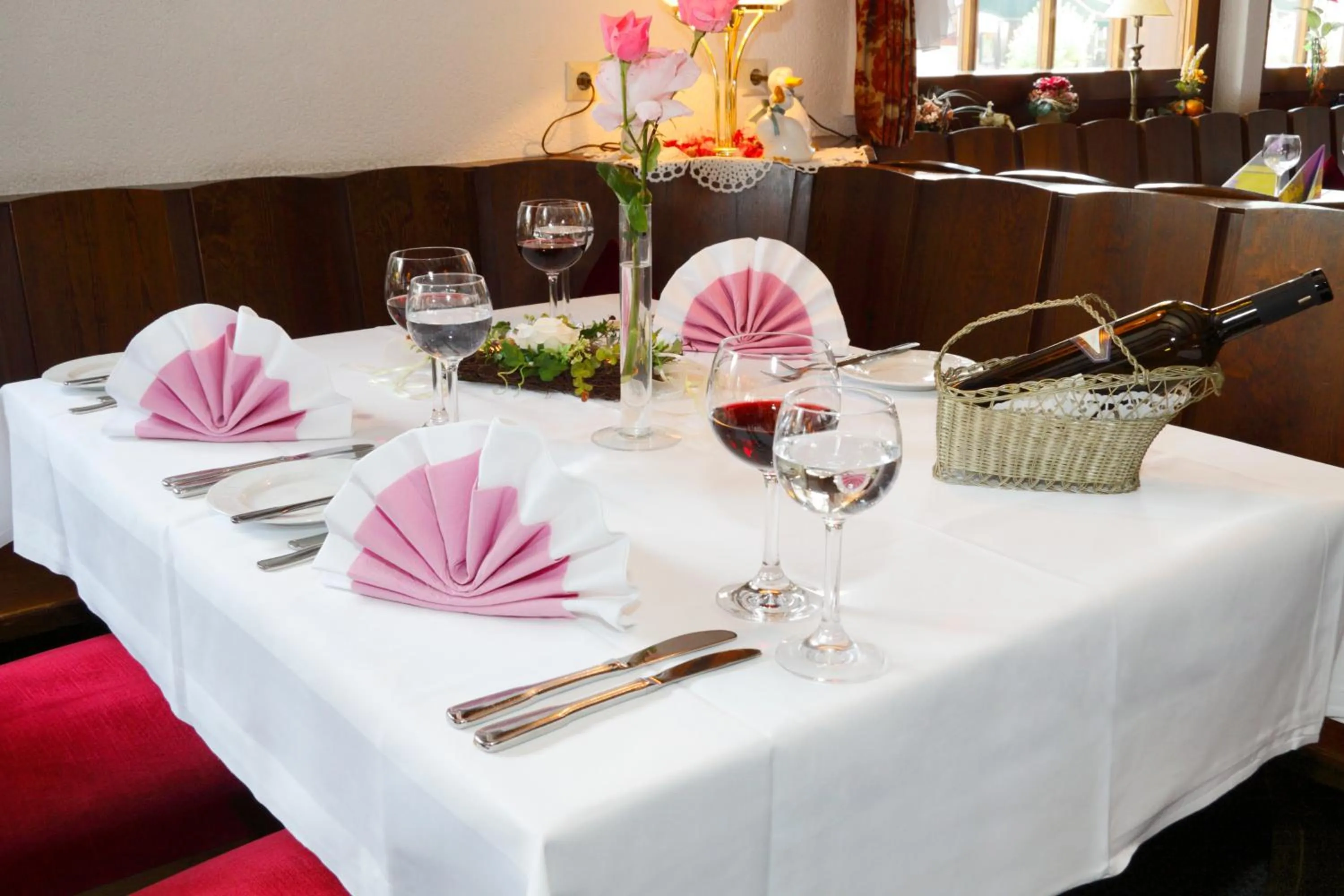 Restaurant/places to eat in Hotel Fortuna