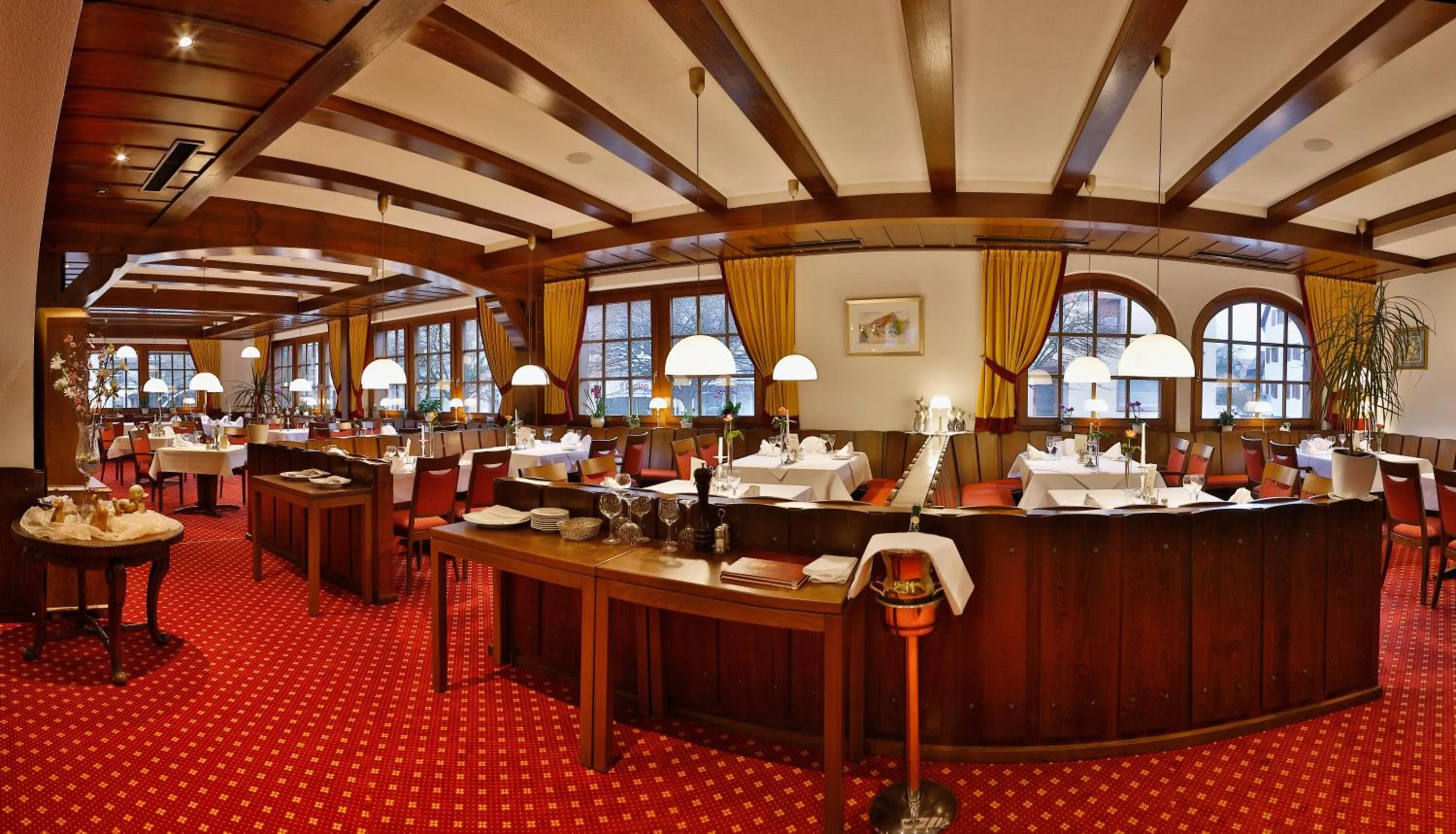 Restaurant/places to eat in Hotel Fortuna