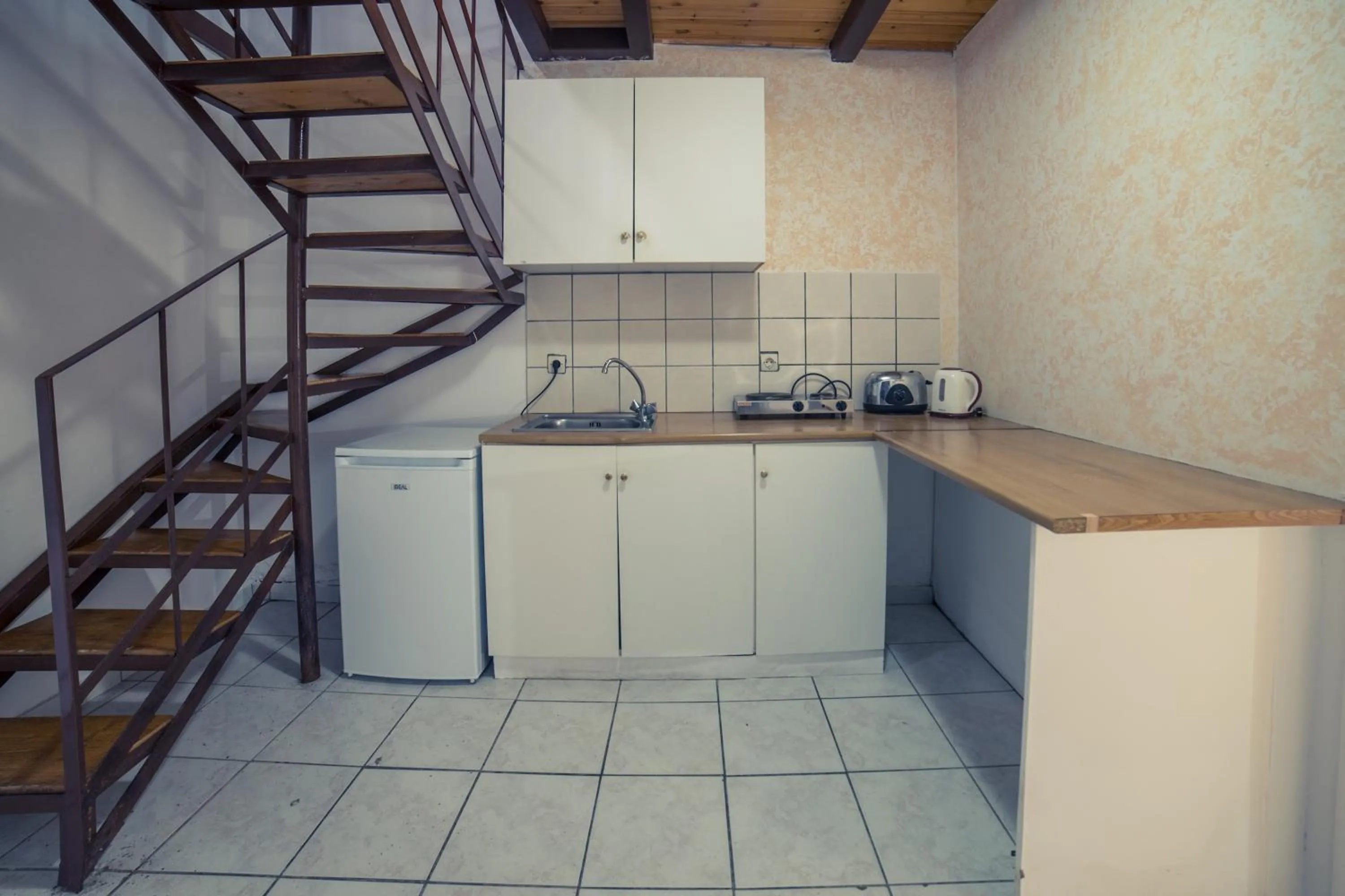 Kitchen or kitchenette in All In Krinas Apart-Hotel
