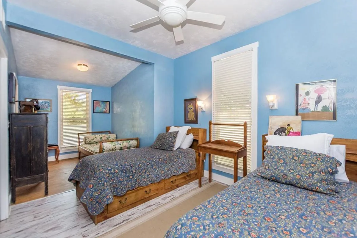 Bed in Fischer Farmhouse