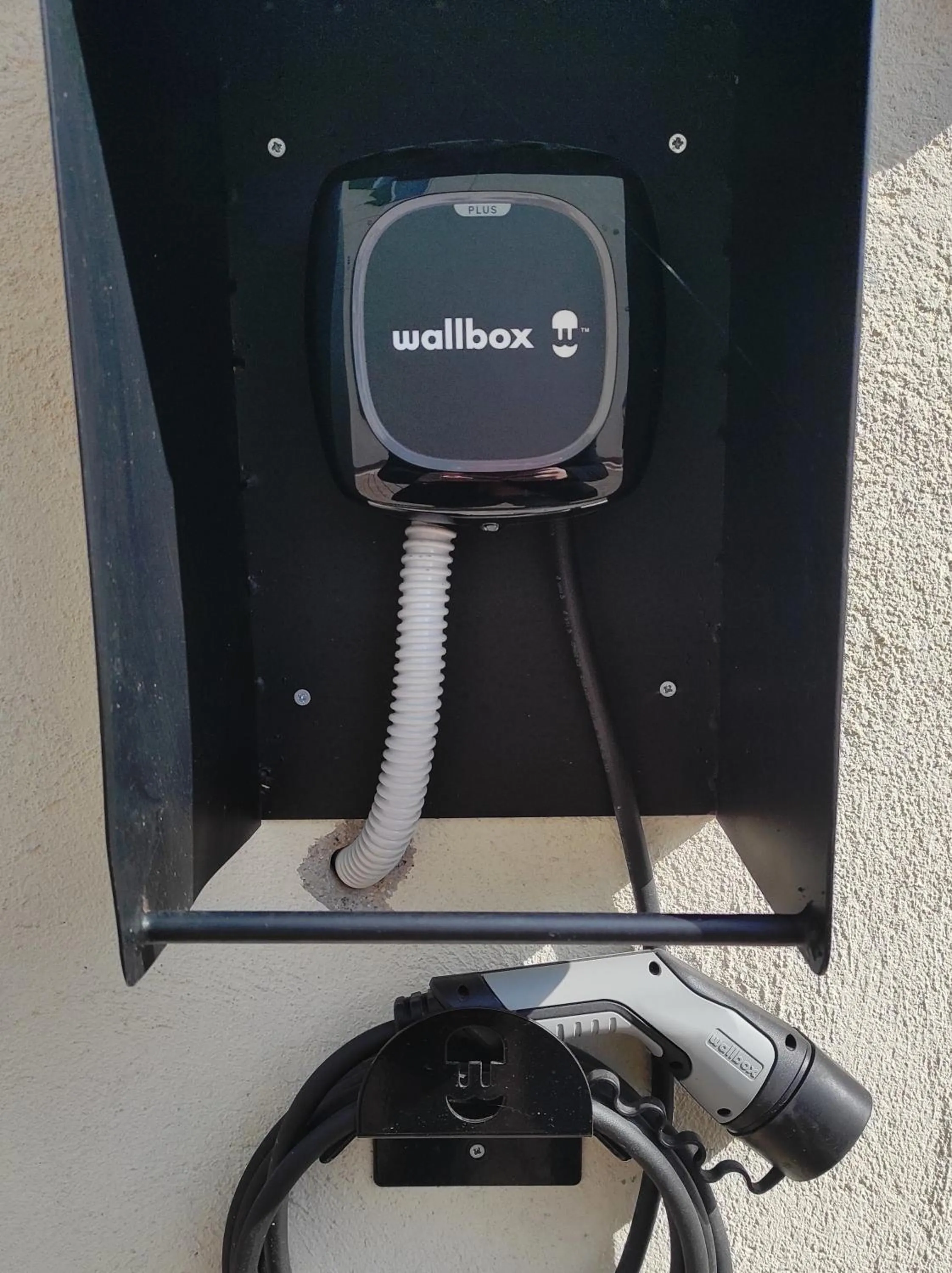 Property building in Maison N&M