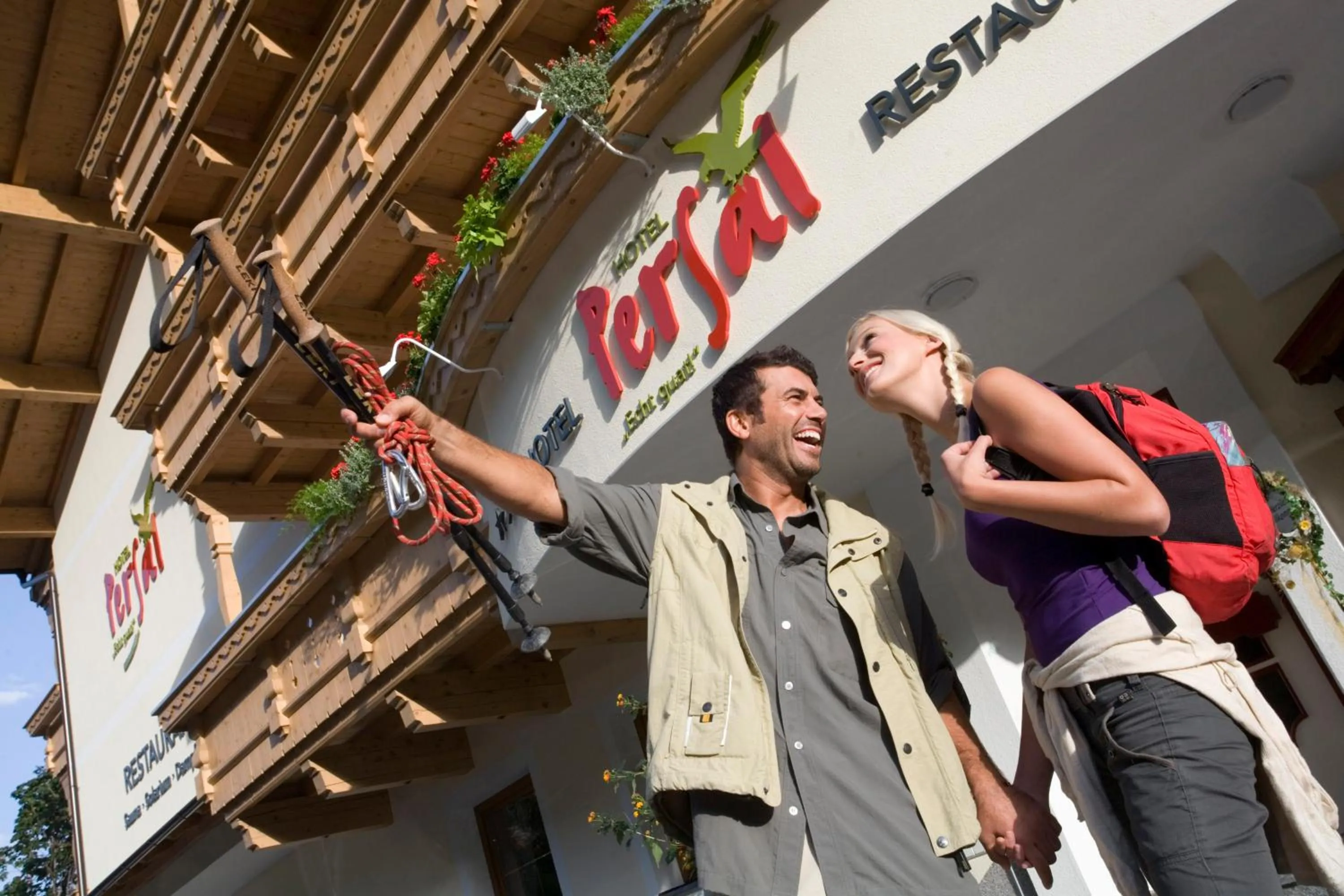 Facade/entrance in Superior Hotel Persal