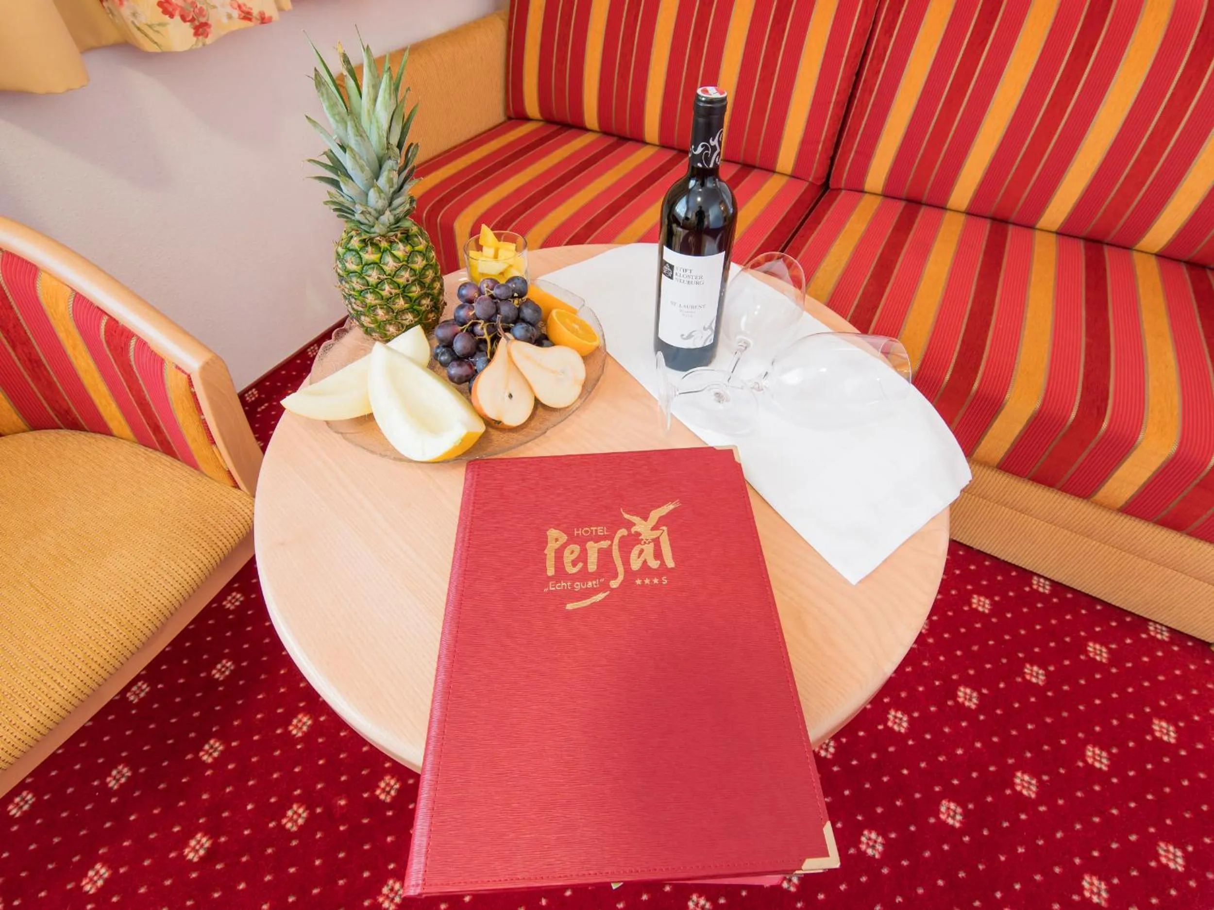 Area and facilities in Superior Hotel Persal