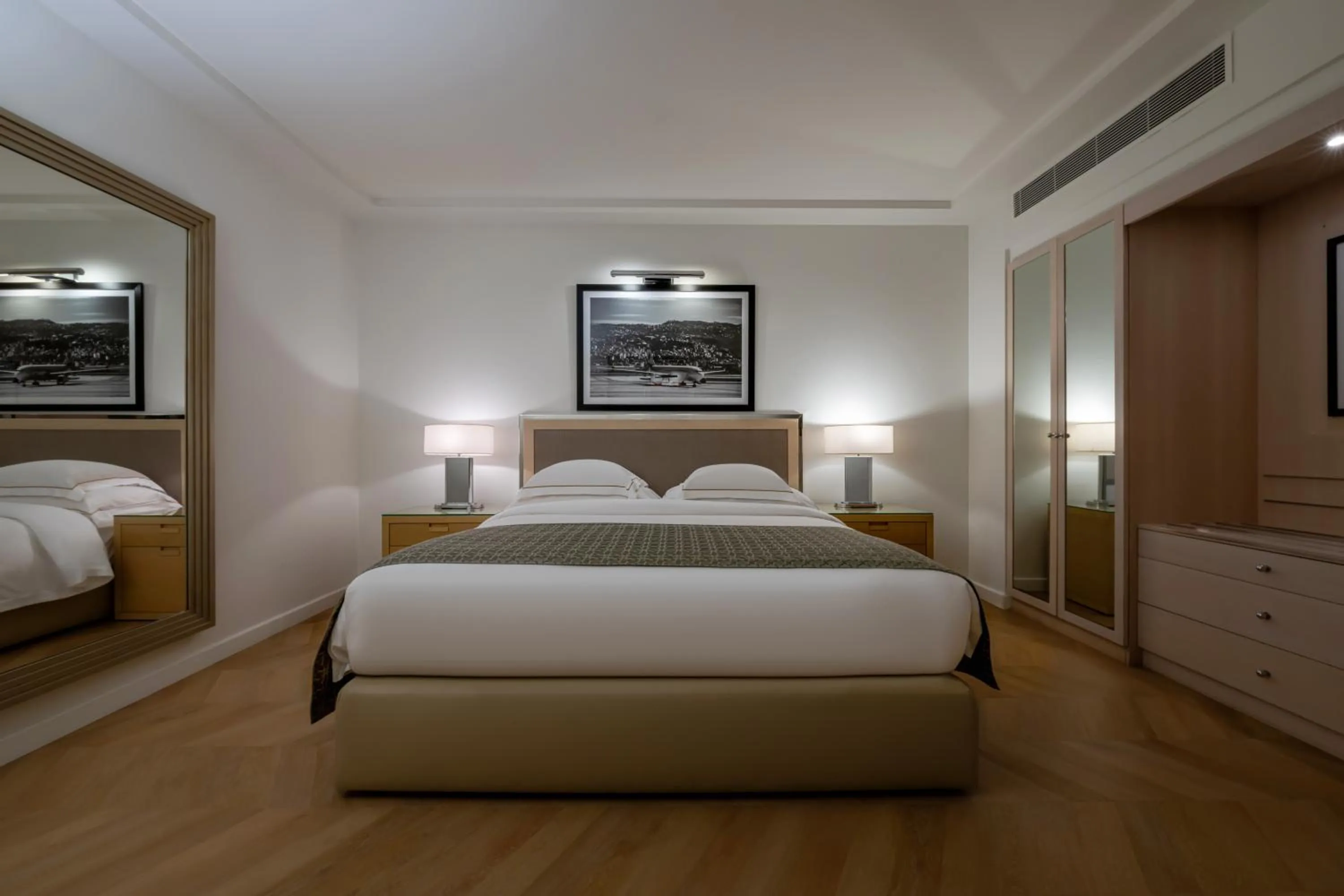 Bed in Mövenpick Hotel Beirut