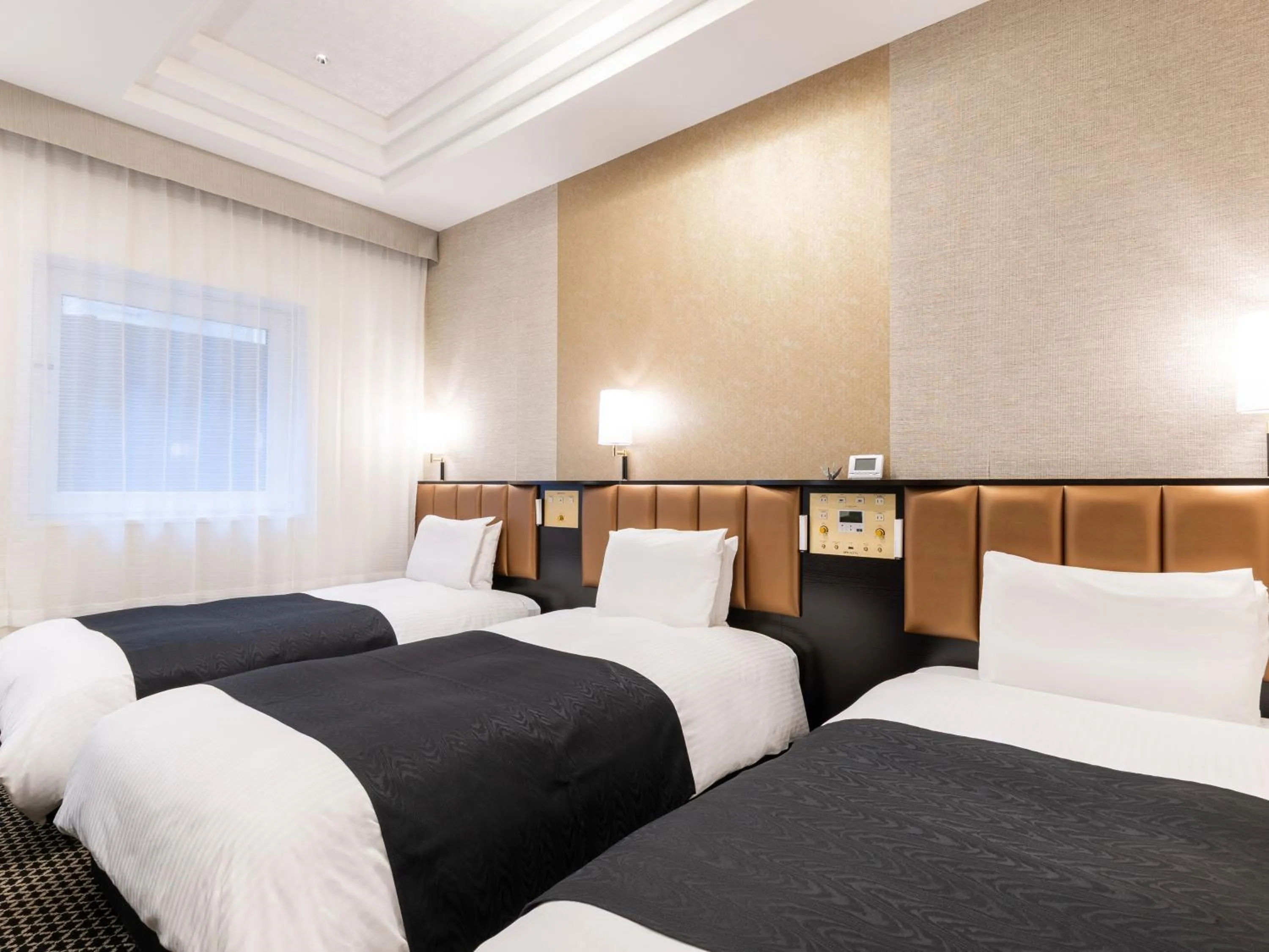 Photo of the whole room, Bed in APA Hotel Kintetsu-Nara Ekimae