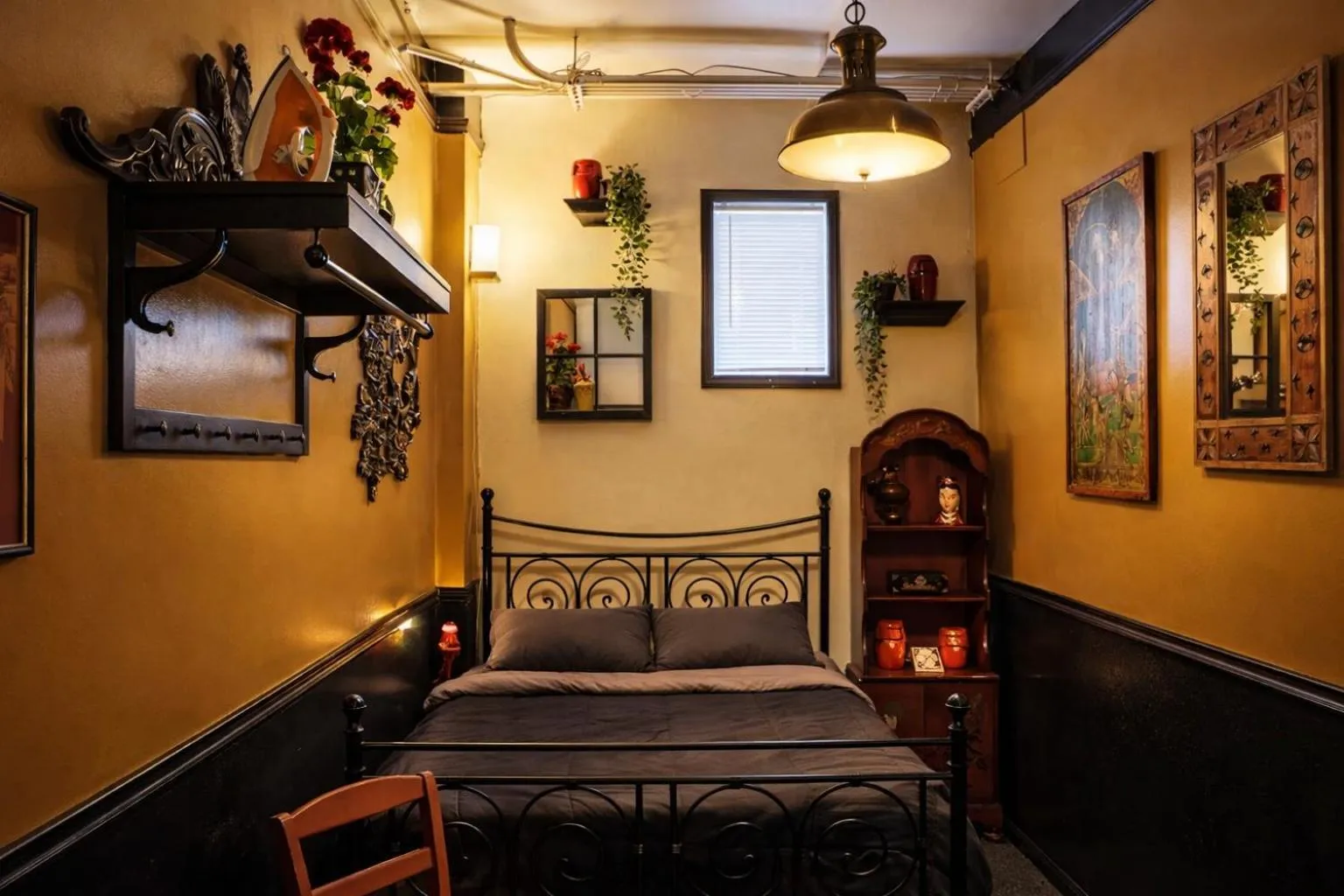 Bedroom in The Rosemary