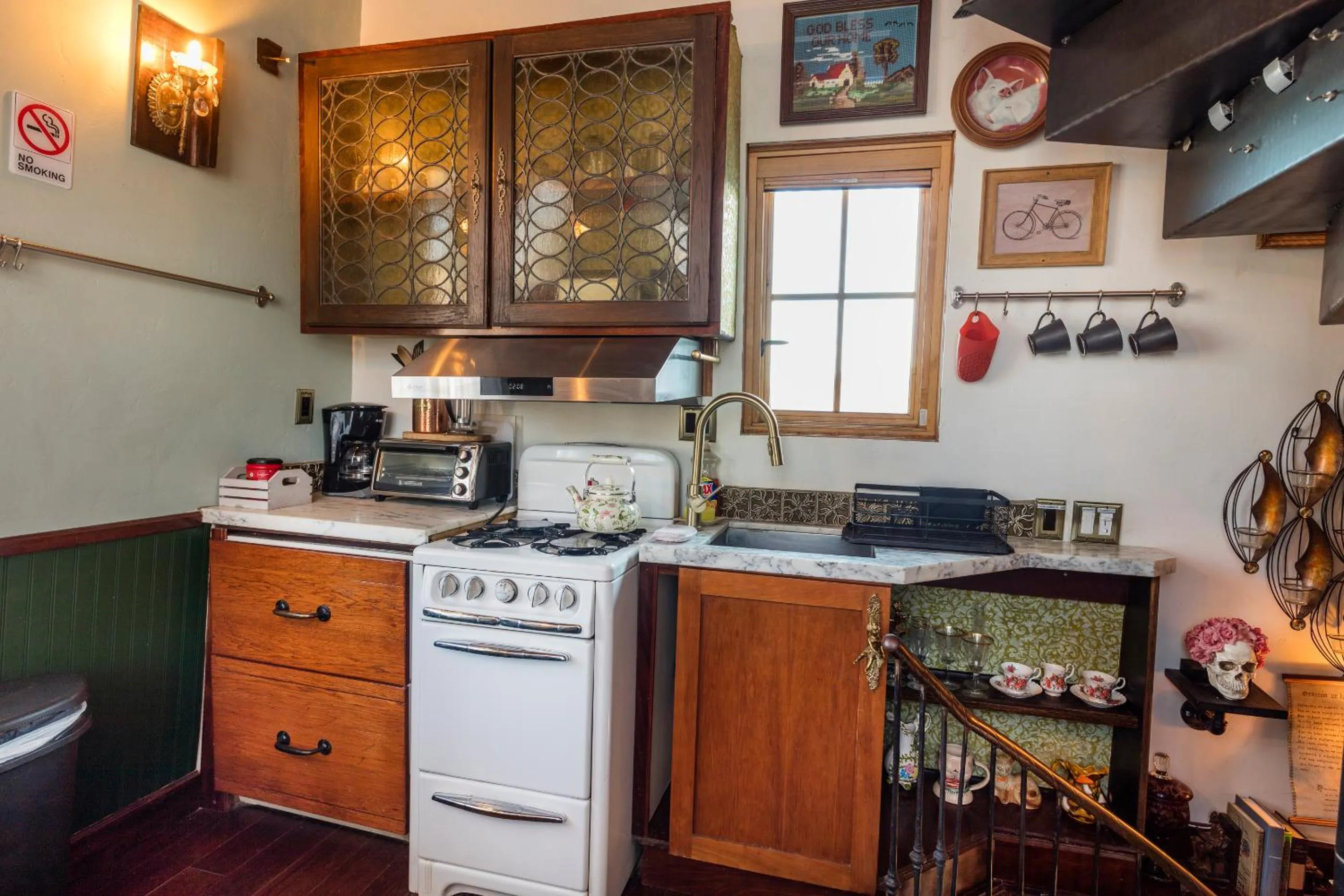 Kitchen or kitchenette in The Rosemary