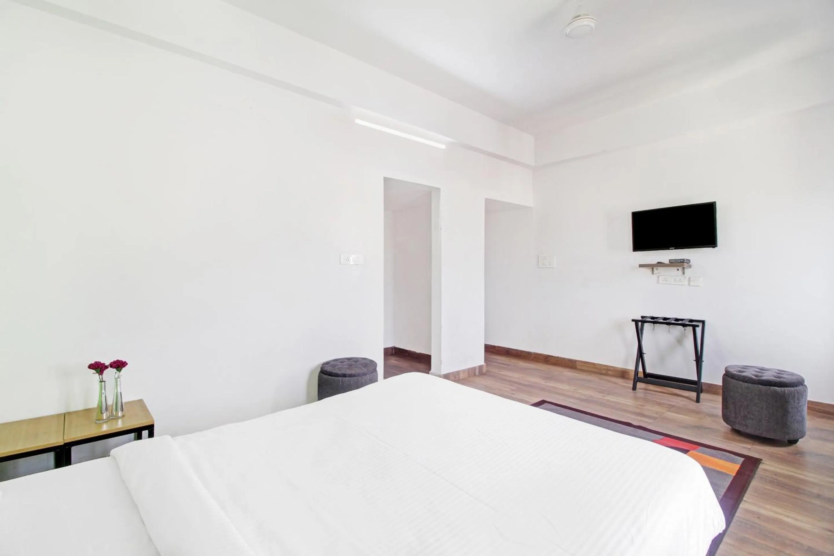 Bedroom, Bed in Collection O Shining Suites Near Erragadda Metro Station