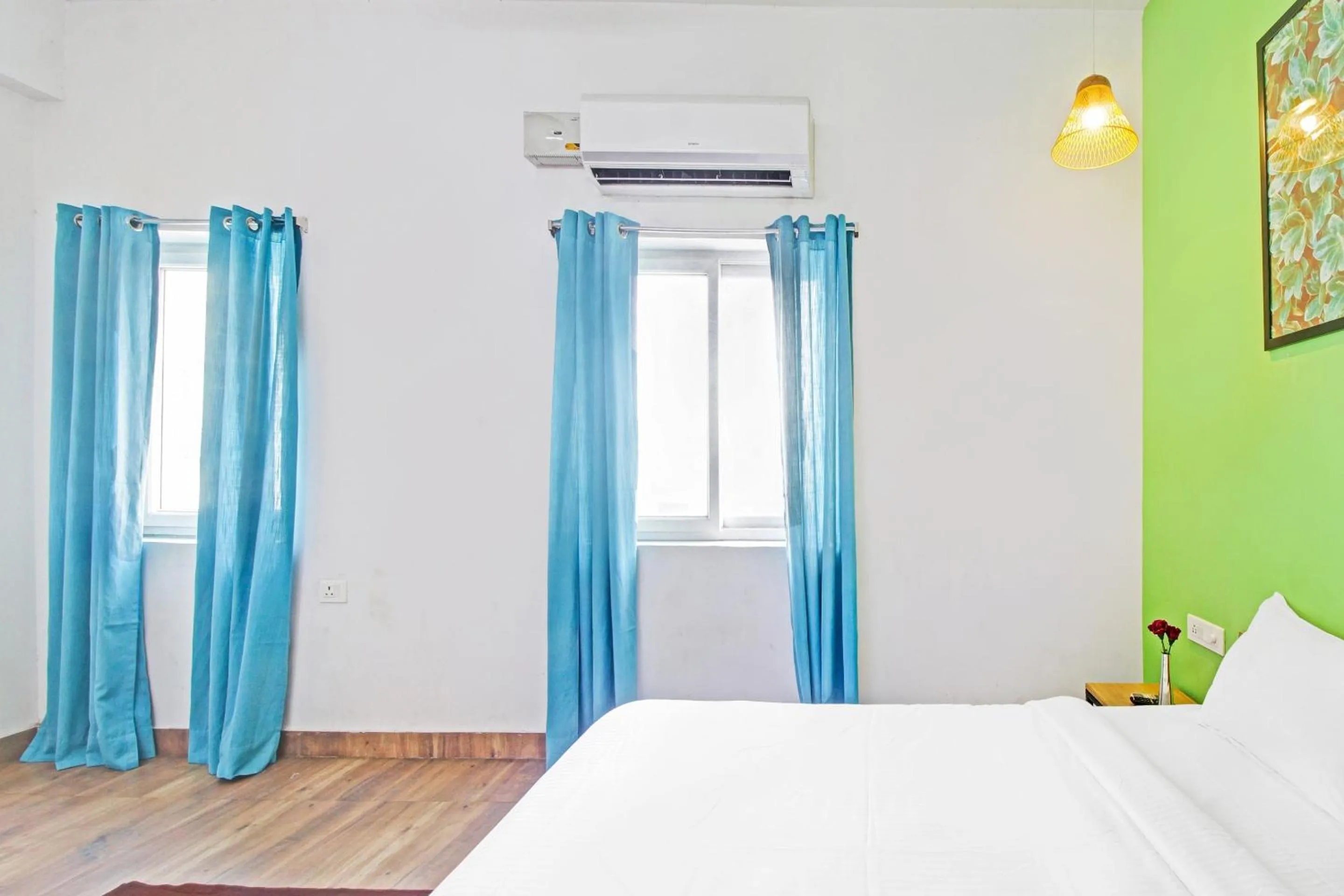 Bedroom, Bed in Collection O Shining Suites Near Erragadda Metro Station