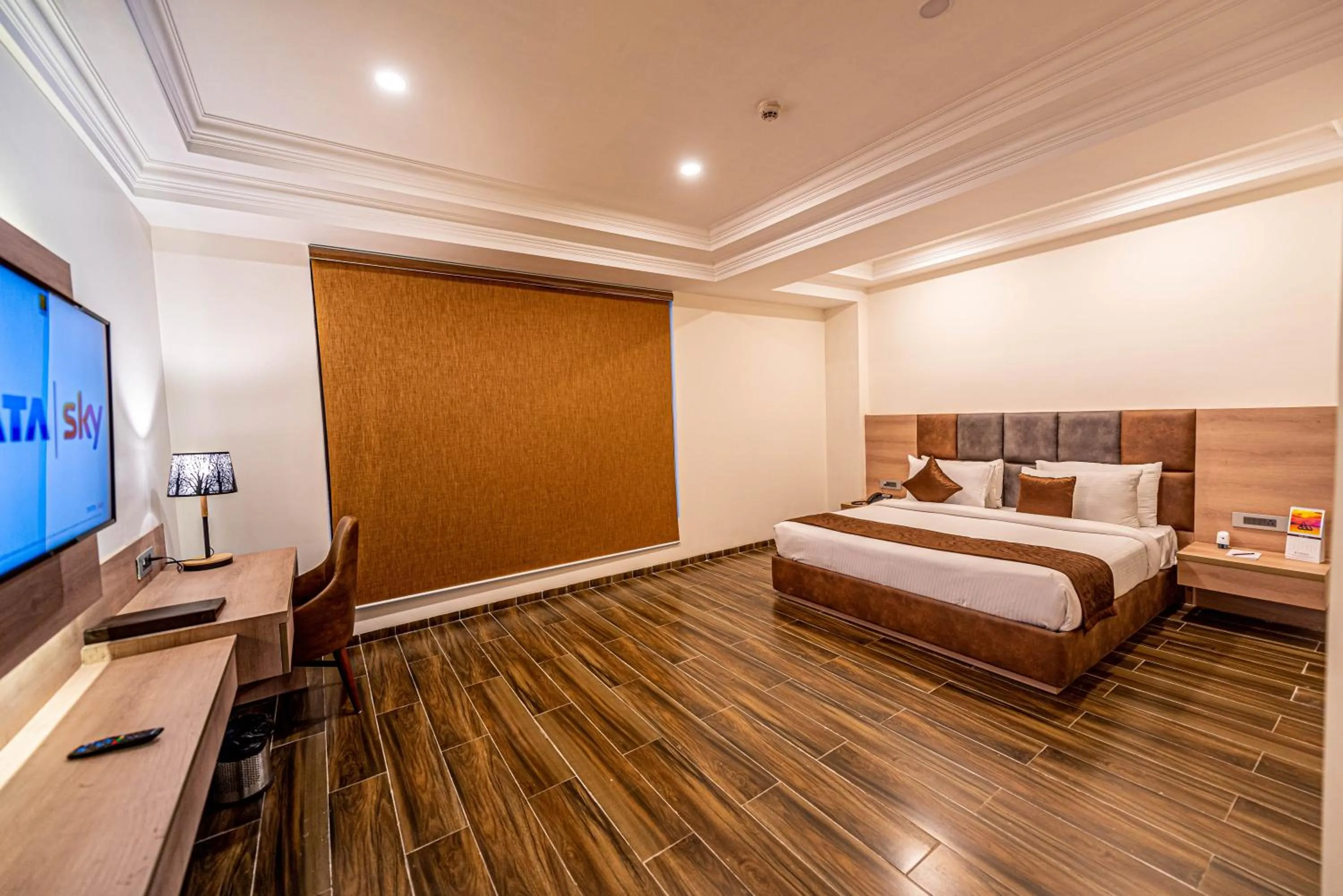 Bed in The Elite Lucknow Convention Hotel