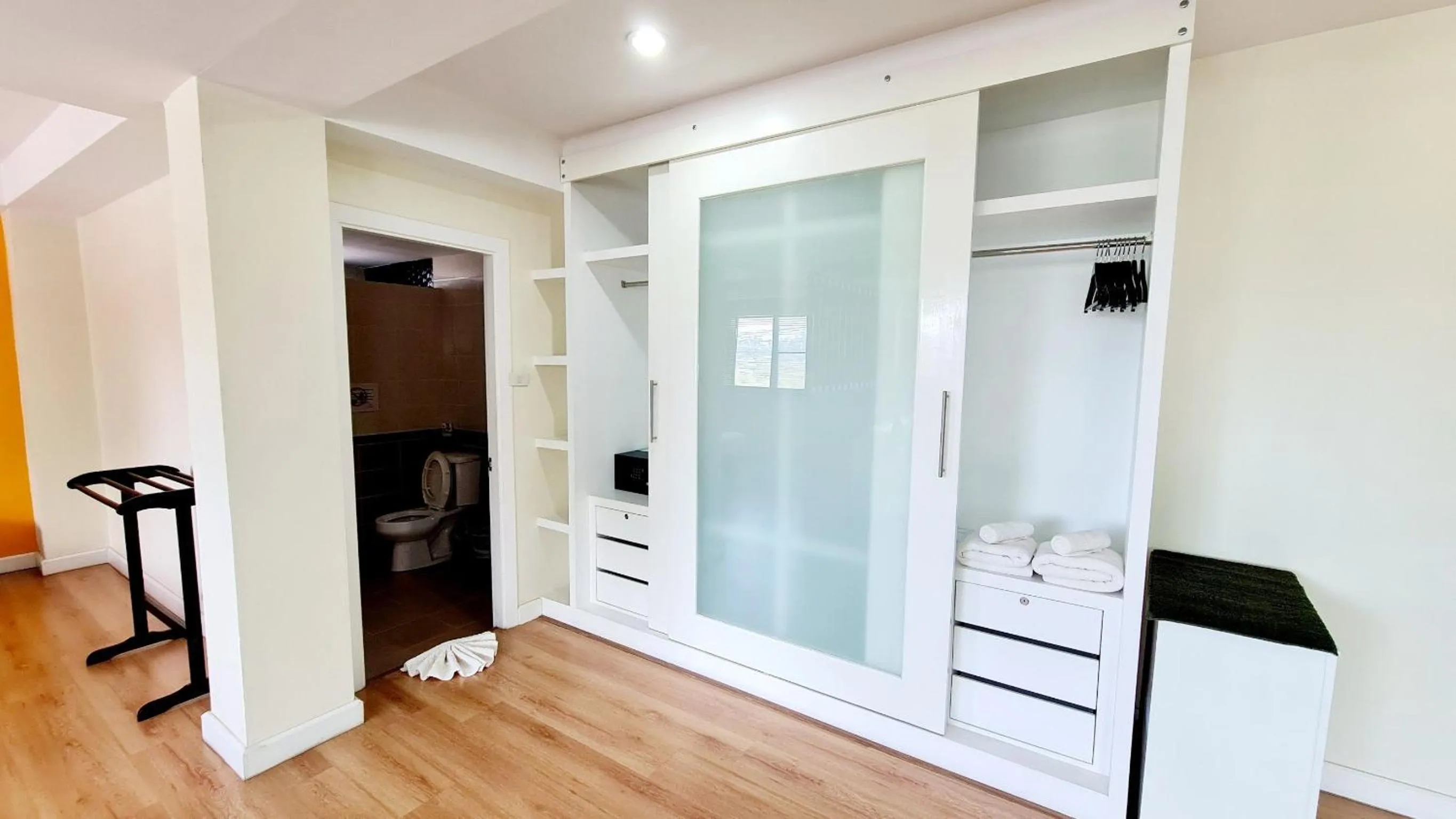 Bedroom in TP House at town