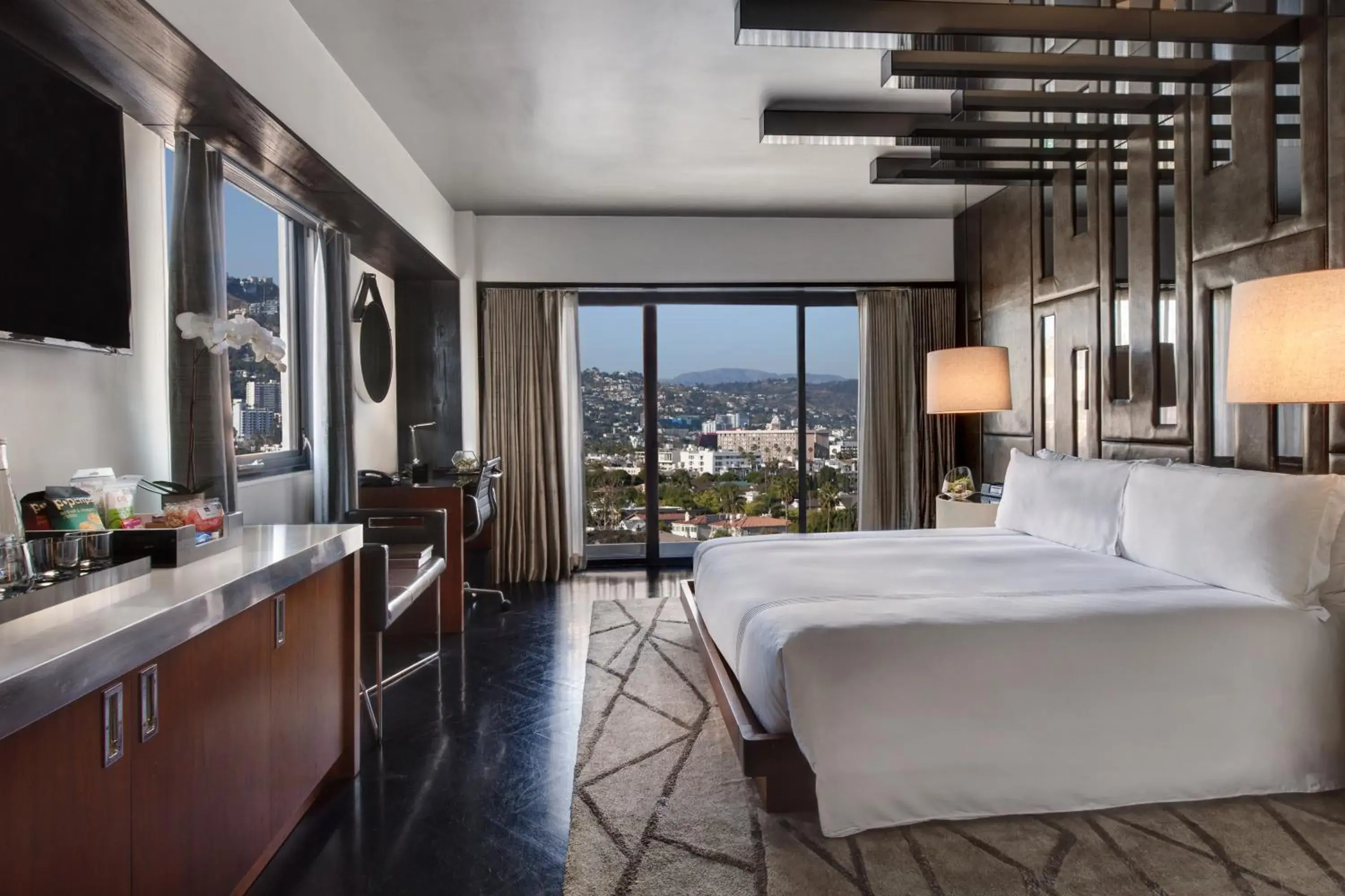 King Studio in SIXTY Beverly Hills King Studio in SIXTY Beverly Hills