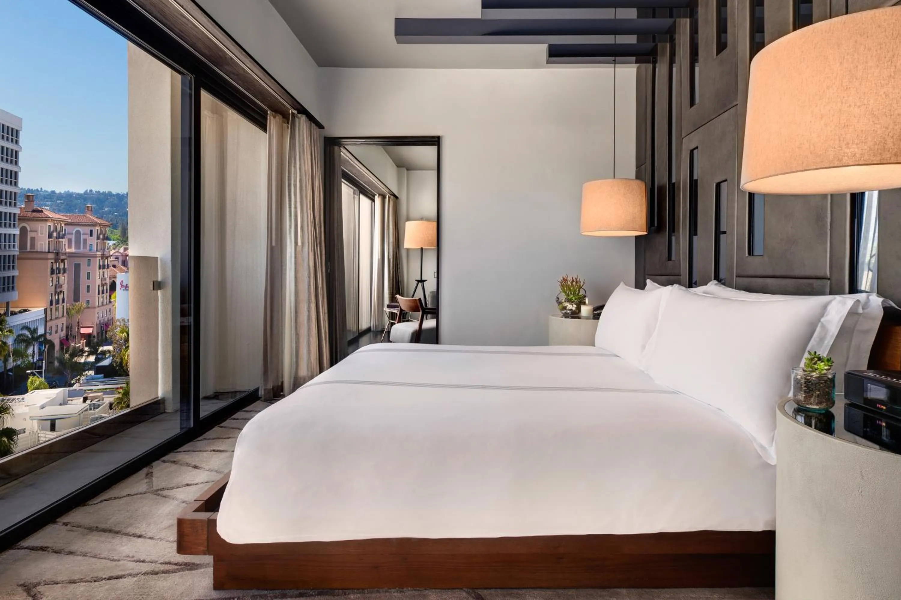 Bedroom, Bed in SIXTY Beverly Hills