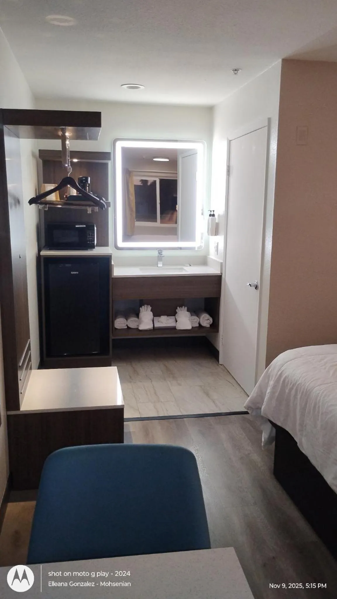 Bed in Mission Inn San Luis Obispo