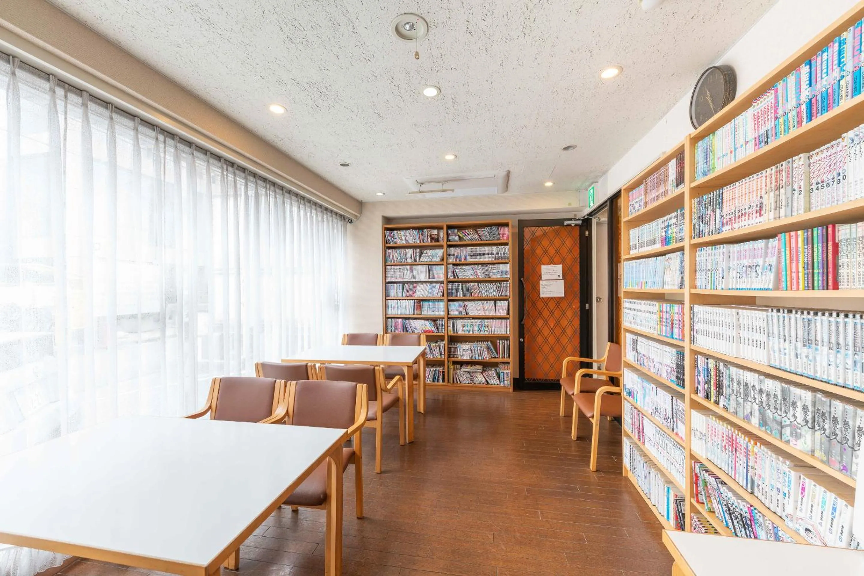 Library in Tabist Hotel Diana Yachiyodai