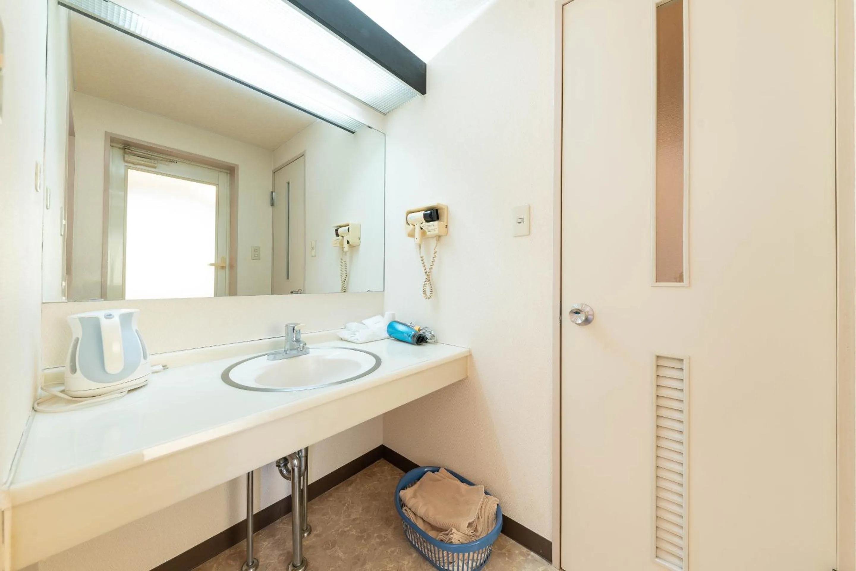 Shower in Tabist Hotel Diana Yachiyodai