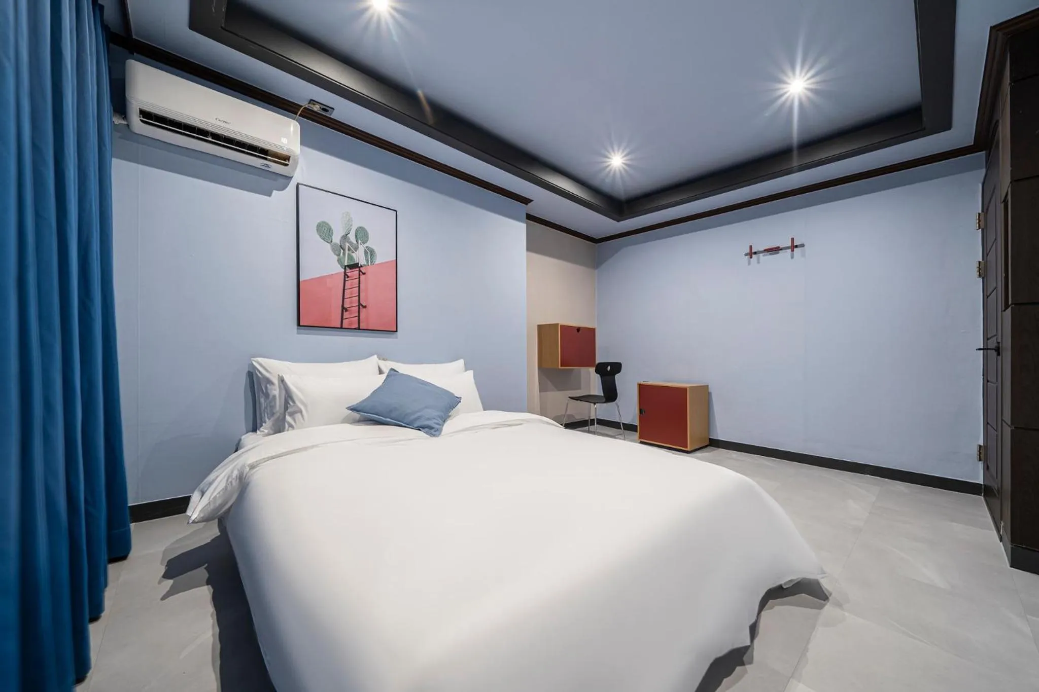 Bed in Shourin Hotel Daejeon by Aank