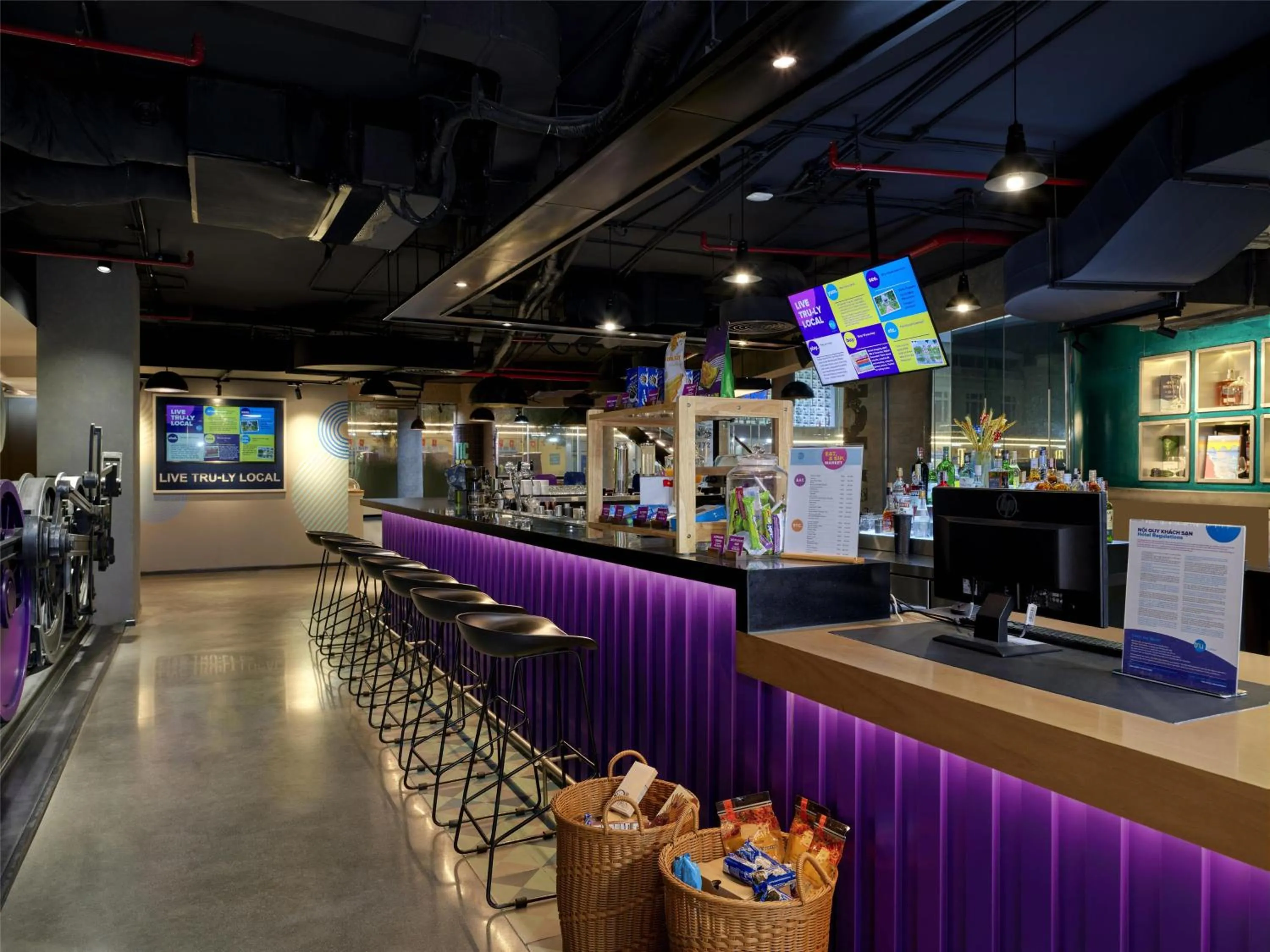 Lobby or reception in Tru by Hilton Hanoi Station