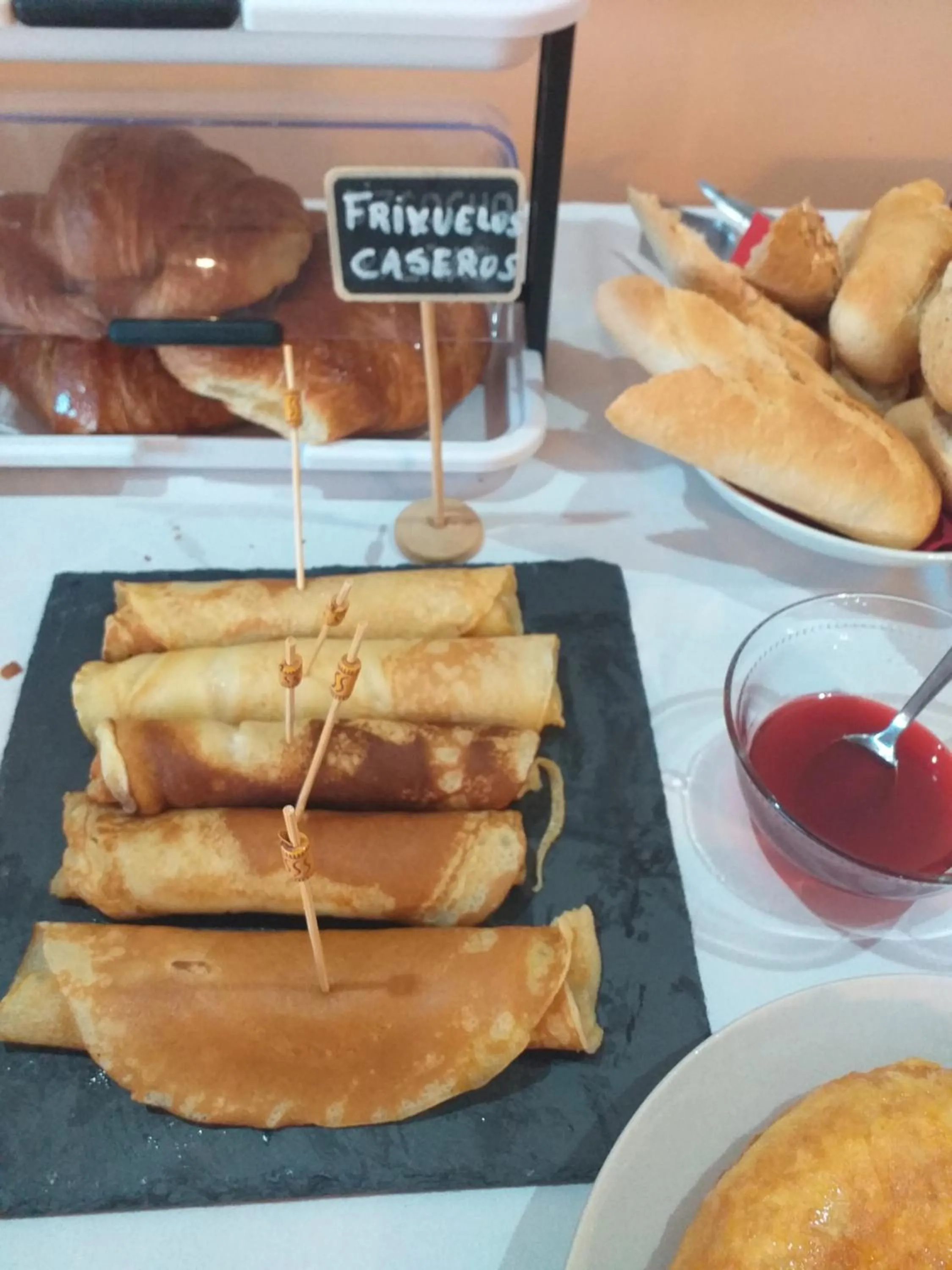 Breakfast in Hotel Rural Montesomao