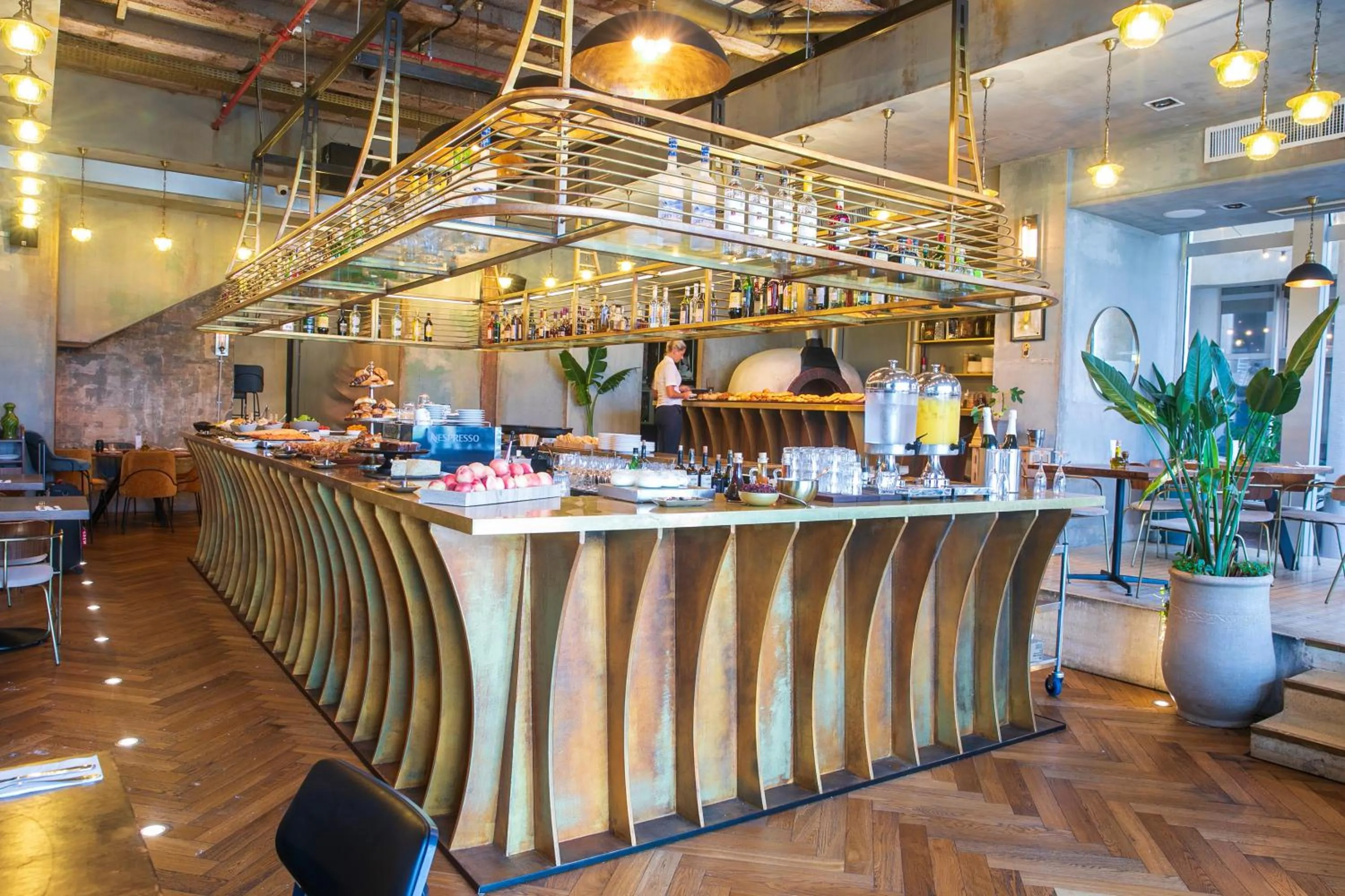 Restaurant/places to eat in Brown Brut Seafront Hotel, a member of Brown Hotels