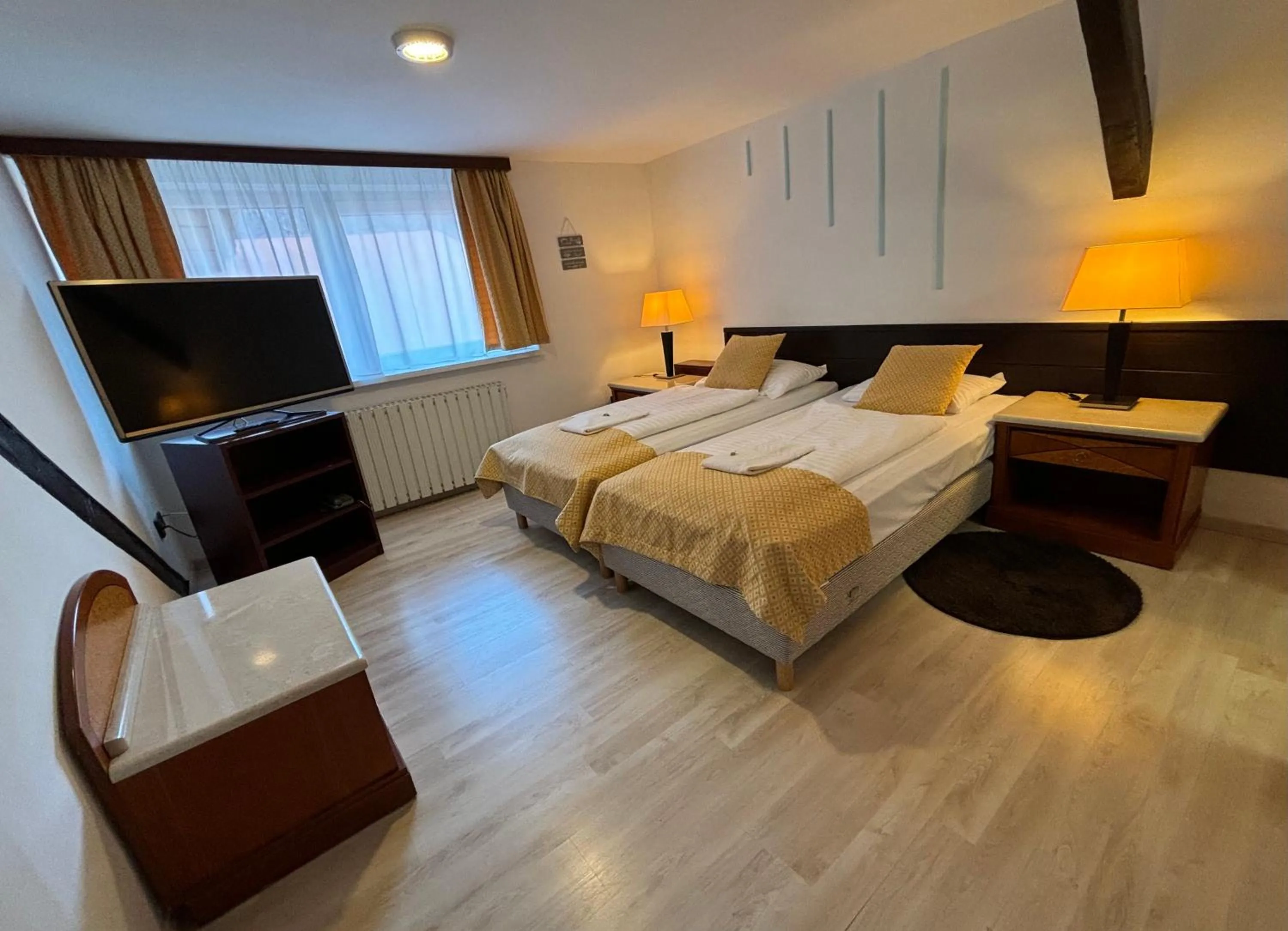 Bed in Hotel Gloria Budapest City Center