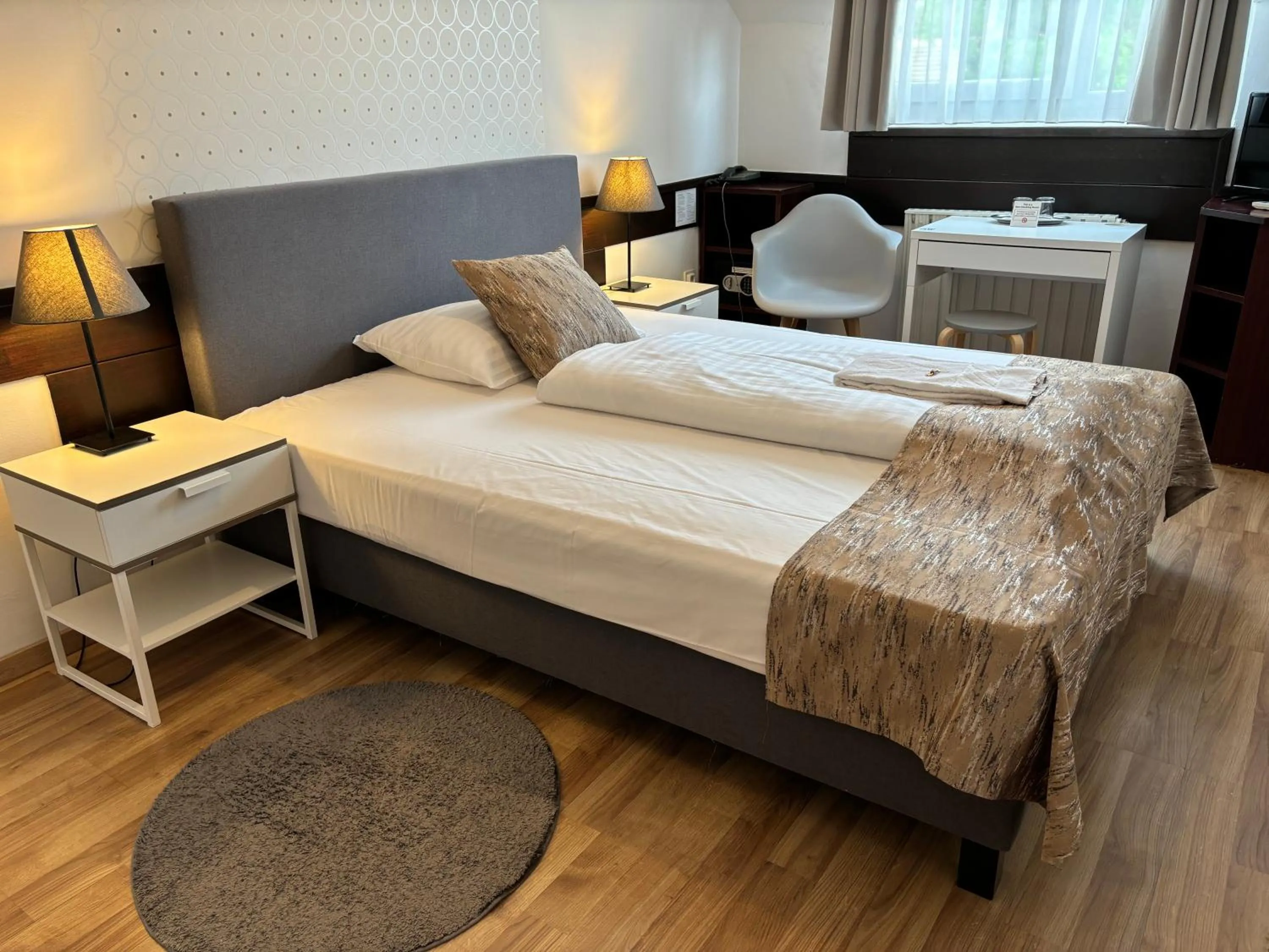 Bed in Hotel Gloria Budapest City Center