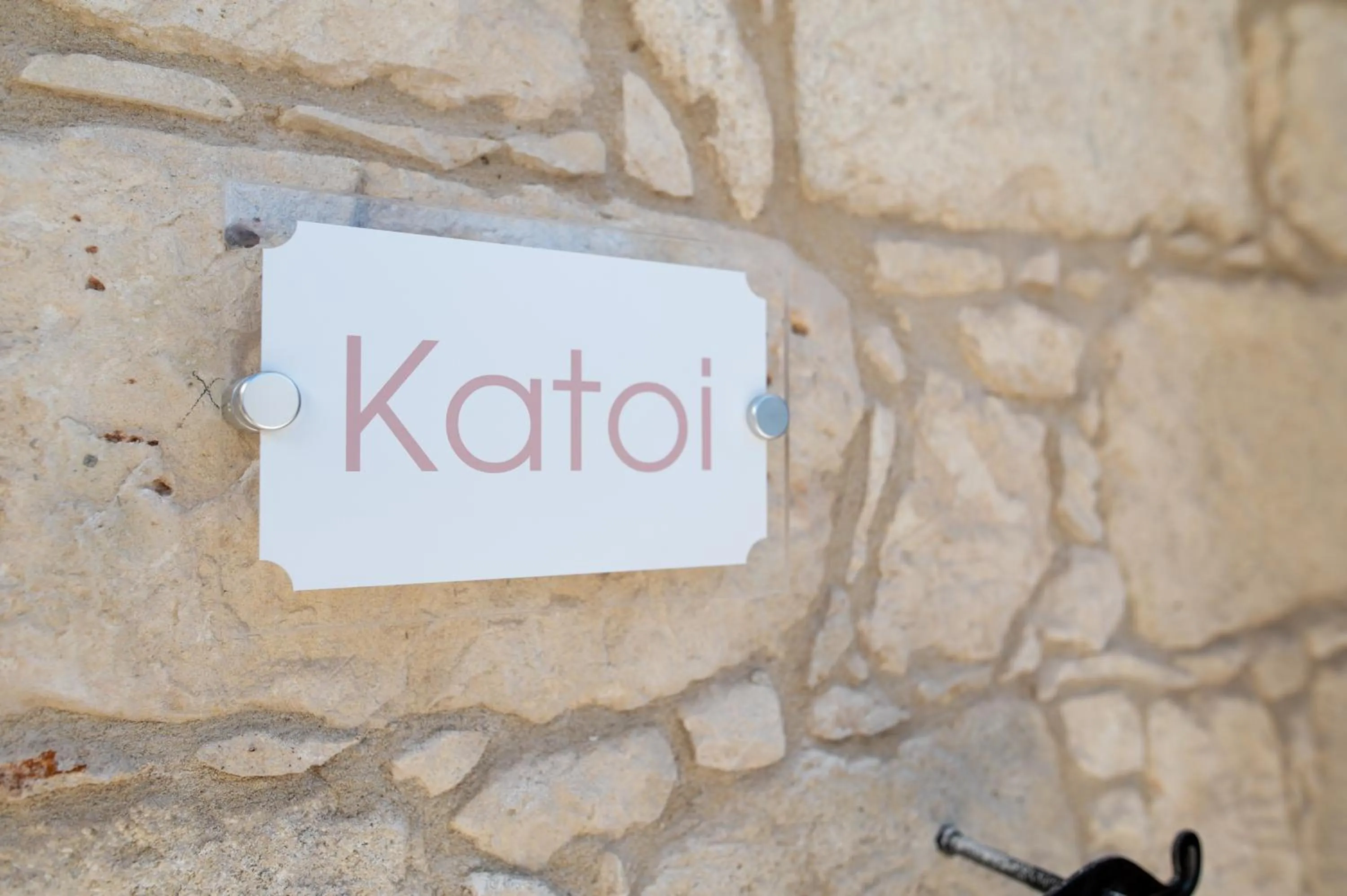 Logo/Certificate/Sign in Droshia Traditional Homes, COCO-MAT Full Experience