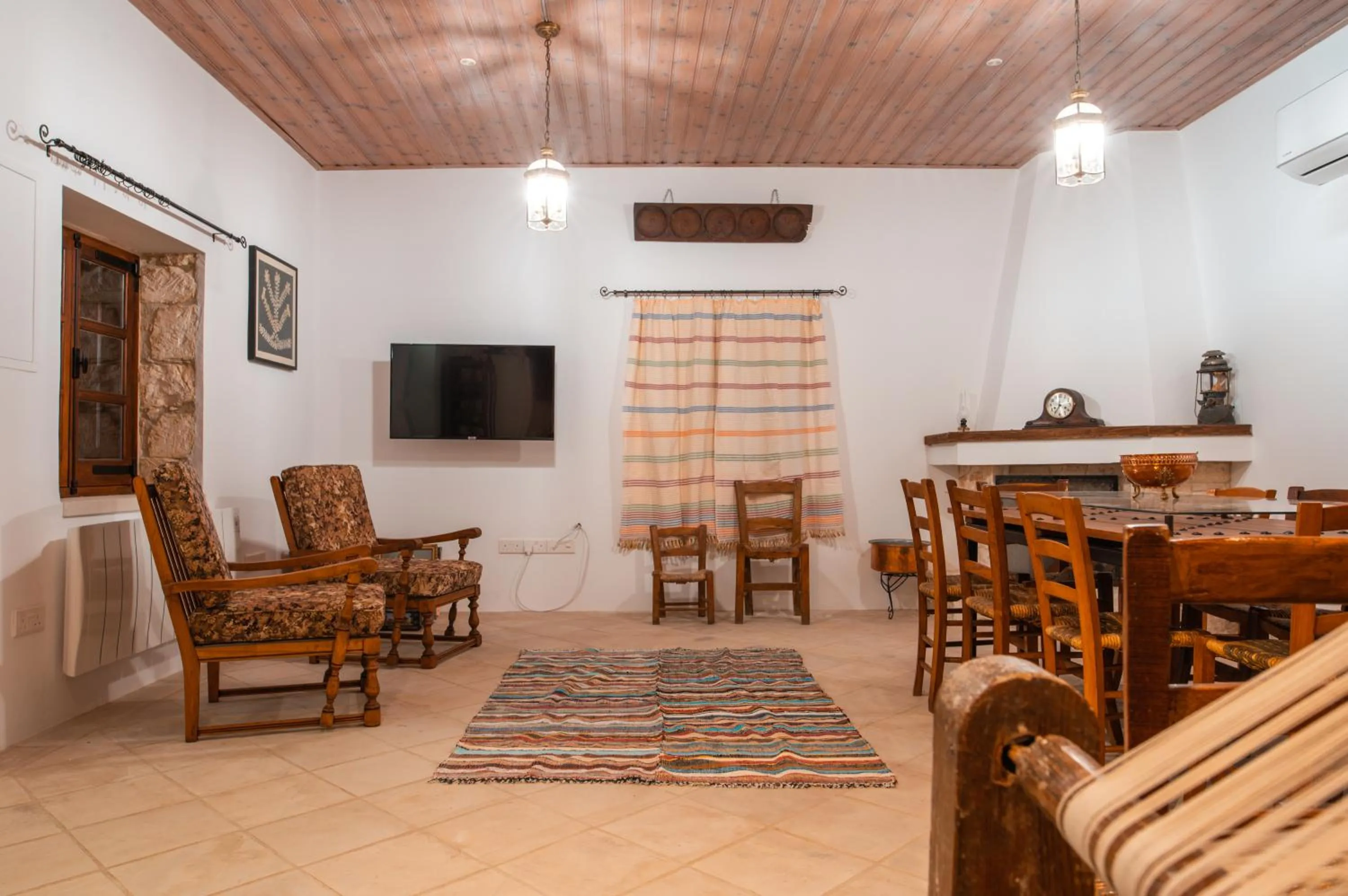 Living room in Droshia Traditional Homes, COCO-MAT Full Experience