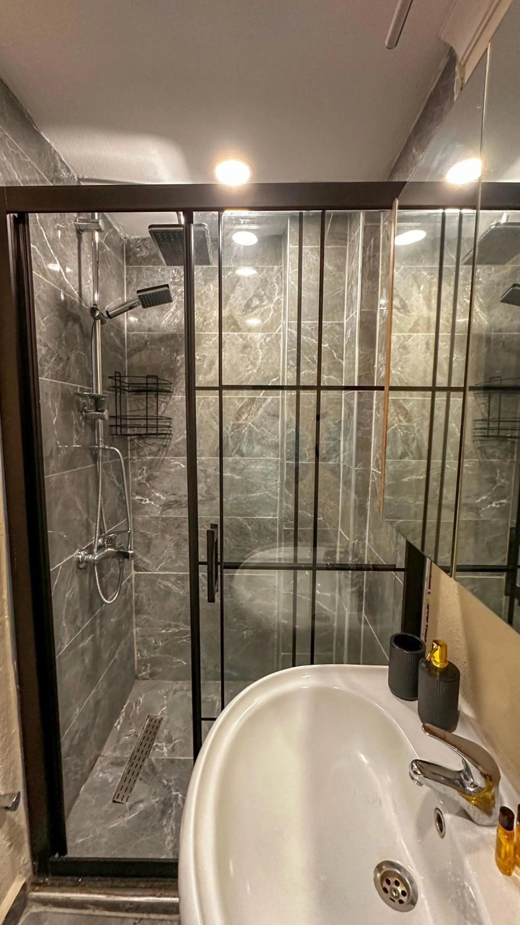 Shower in Mykonut Boutique Suites