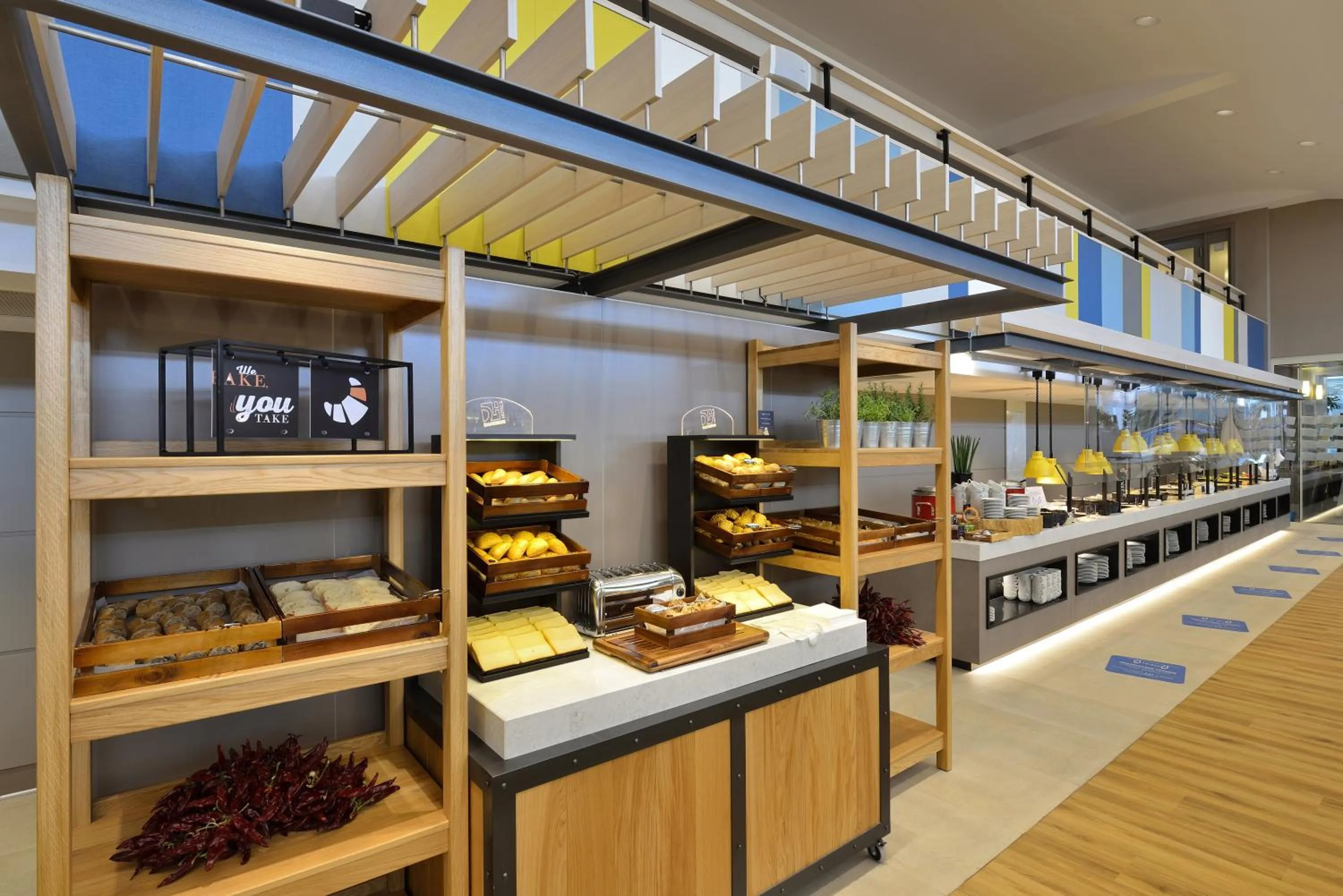 Restaurant/places to eat in Danubius Hotel Marina