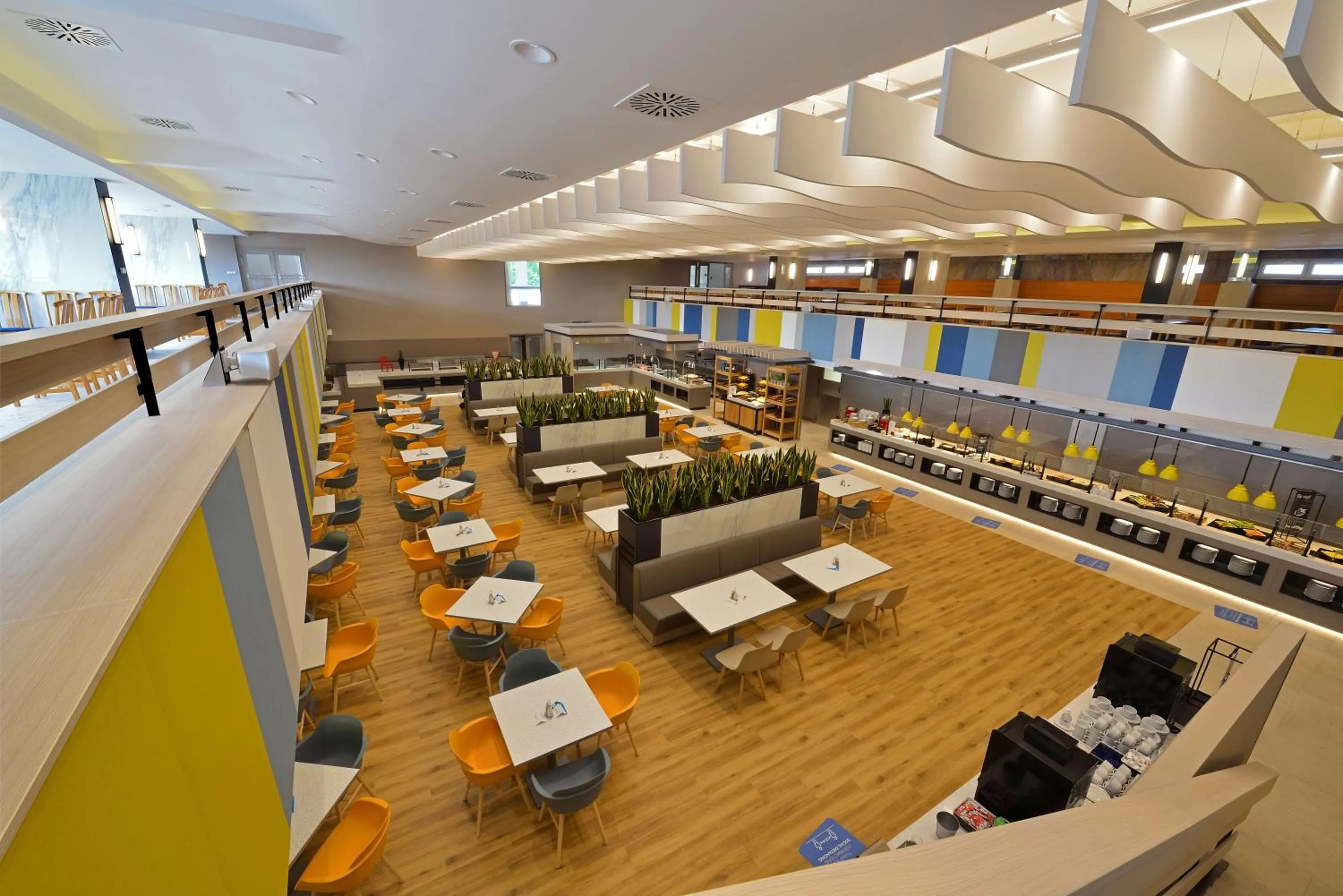 Restaurant/places to eat in Danubius Hotel Marina