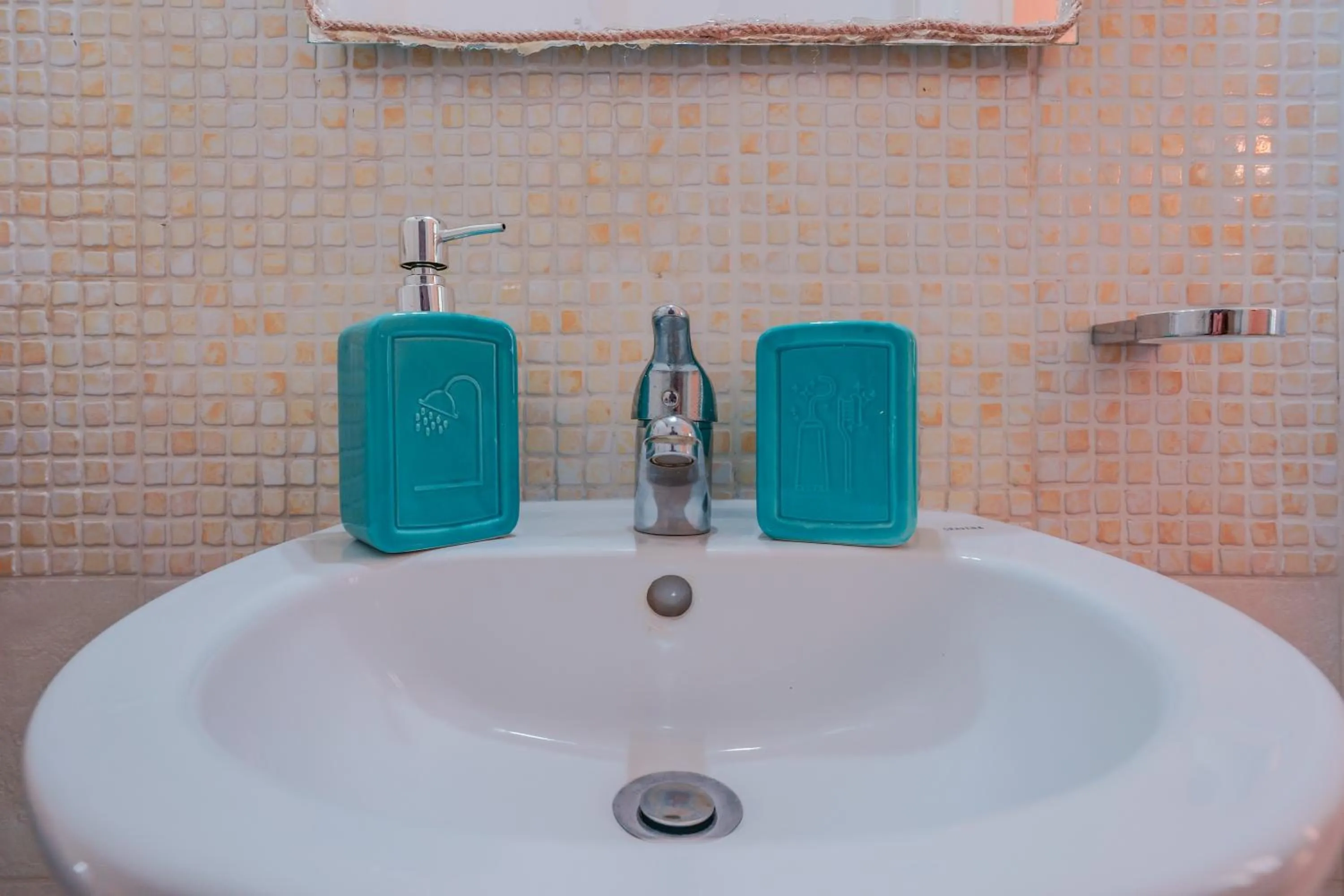 Toilet in Approdo Rooms - Eja Sardinia