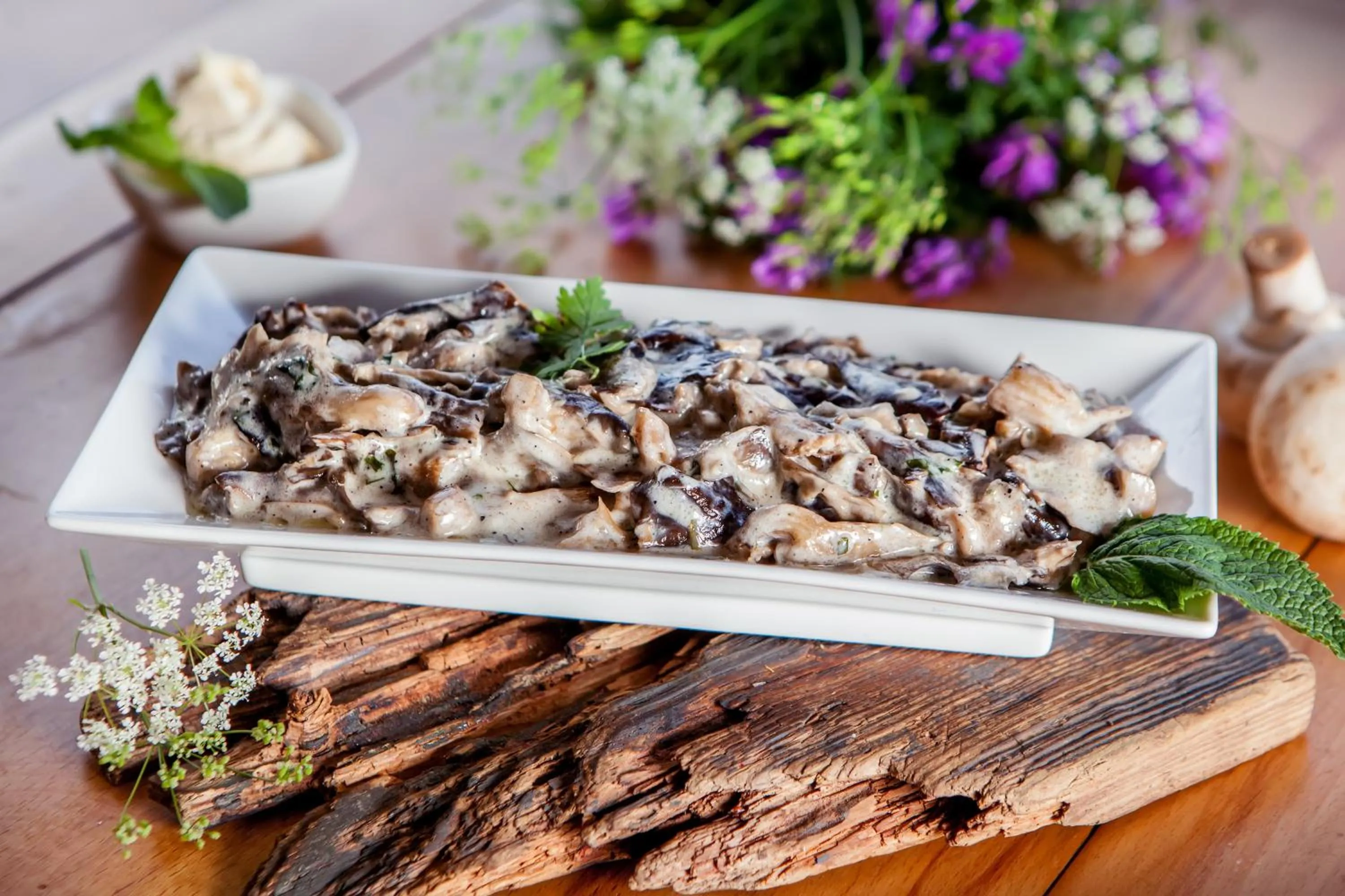 Food in DiliVita Rest House